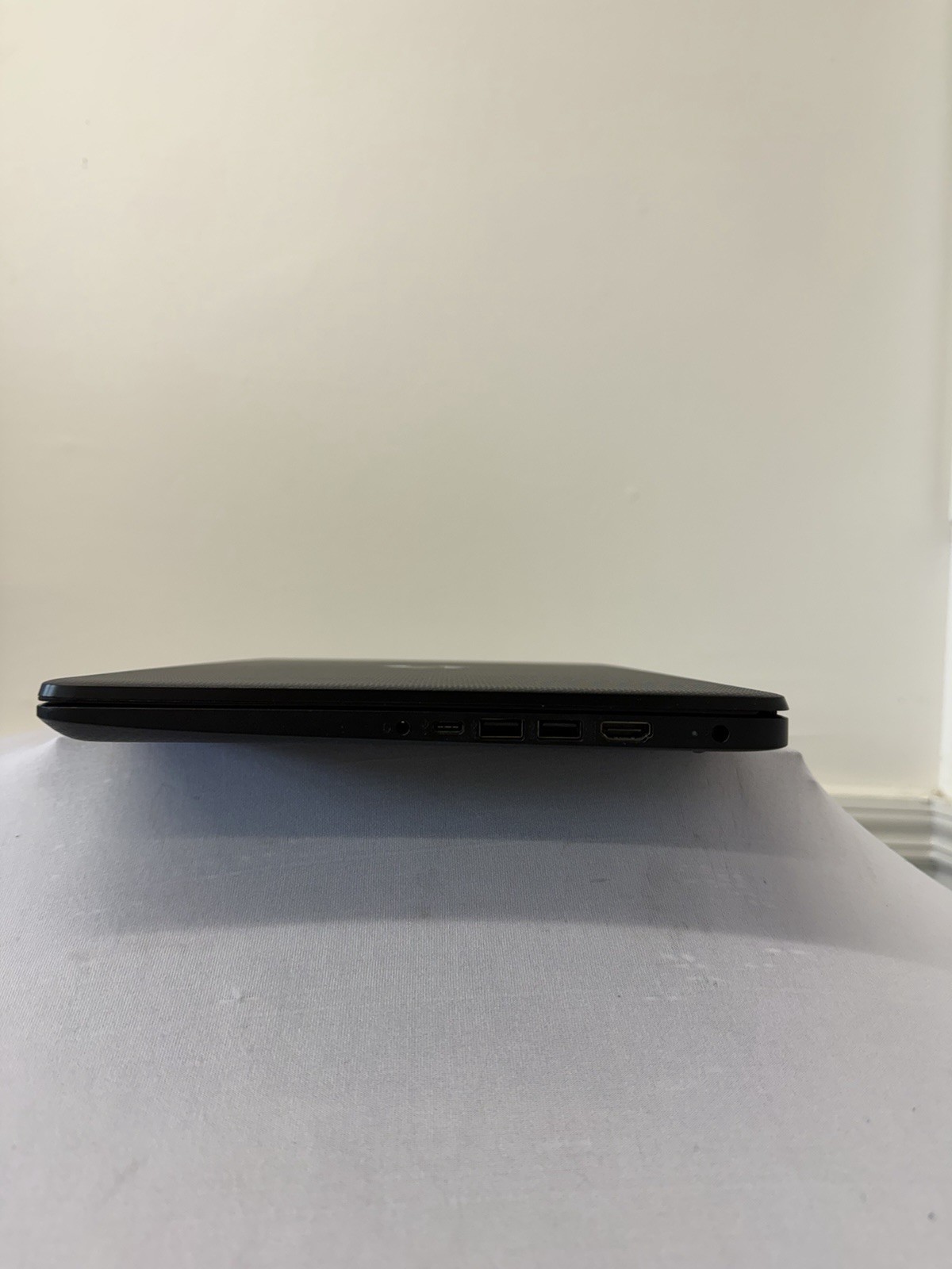 HP 14-dq0001dx Laptop – Good Screen – Intel Celeron N4020 – Read Des