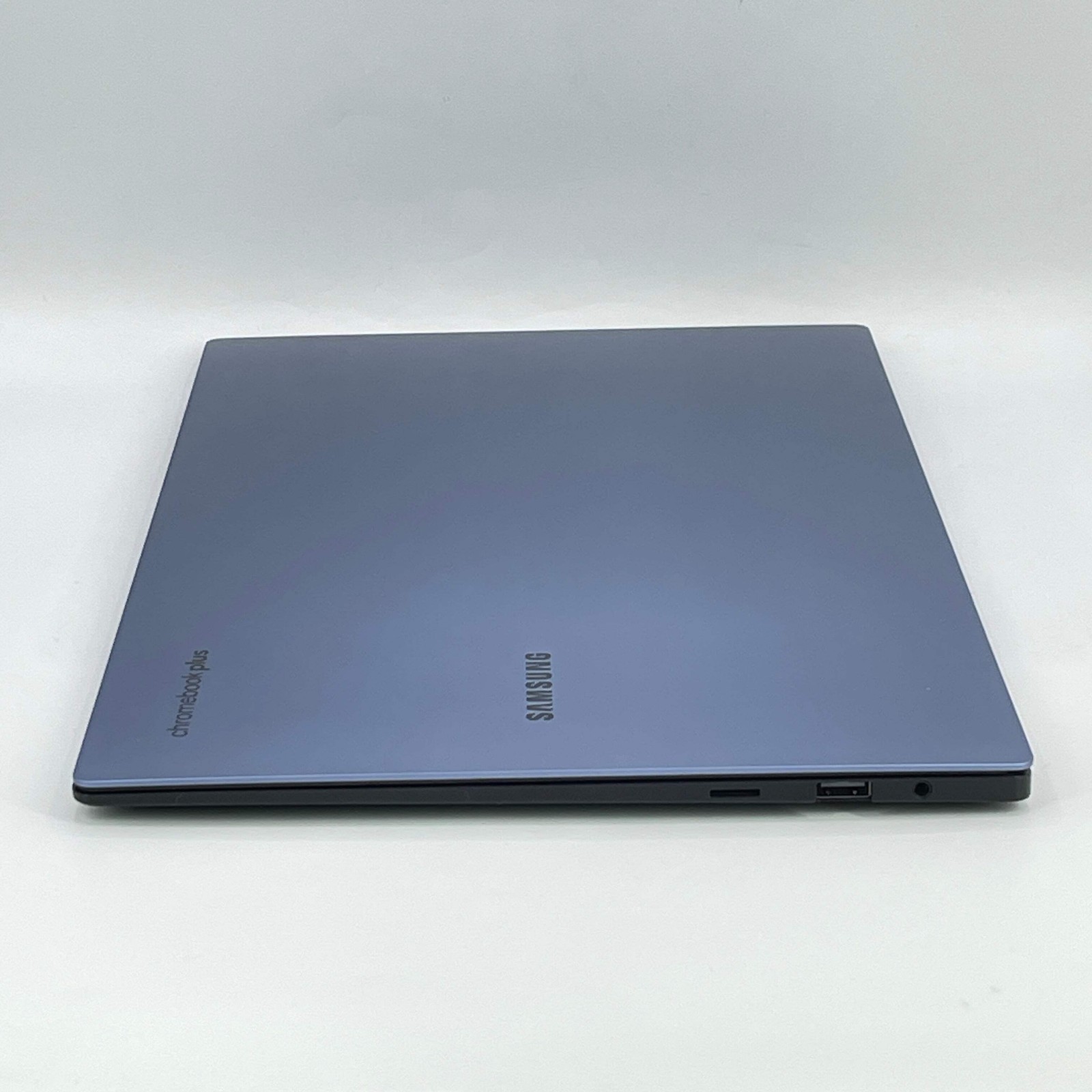 Samsung Galaxy Chromebook Plus NP930XCJ 15.6″ Core 3 100U 4.7GHz 8GB RAM 256GB