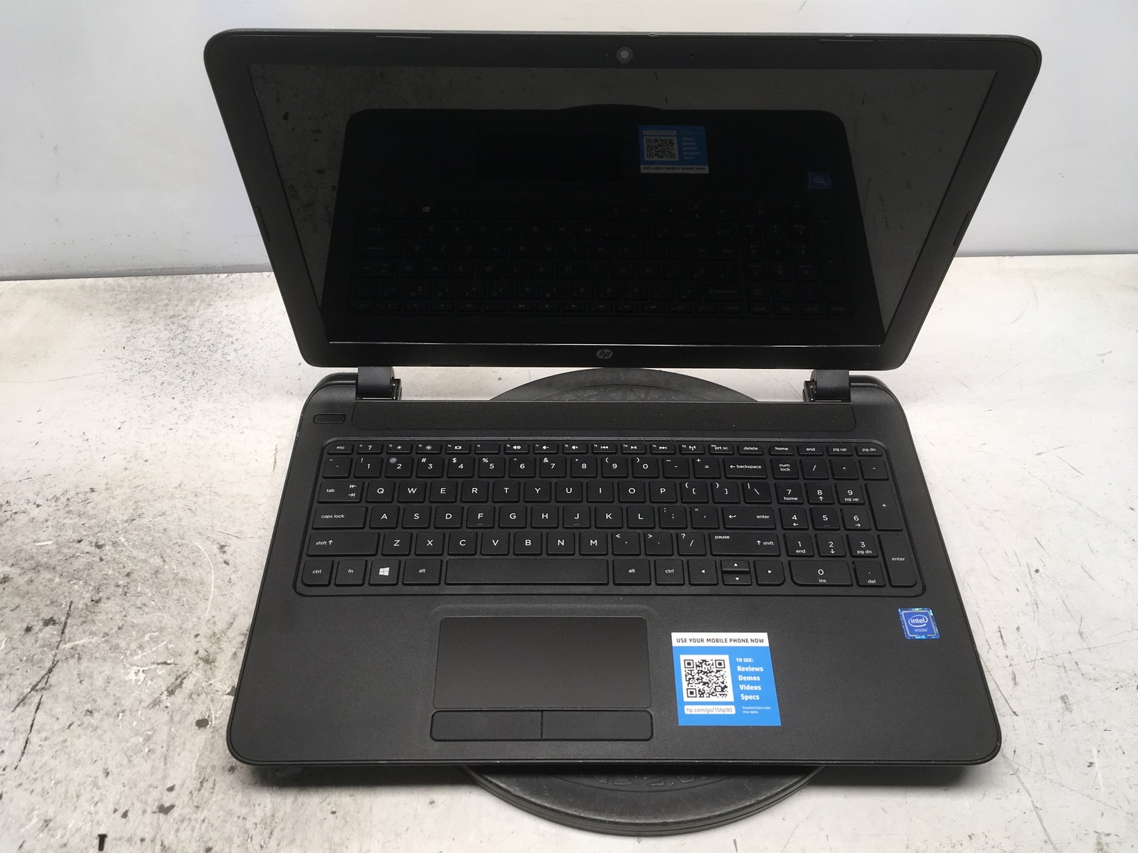 HP 15-F209WM Intel Celeron N2840 2.16GHz 4 GB NO HDD No Batt