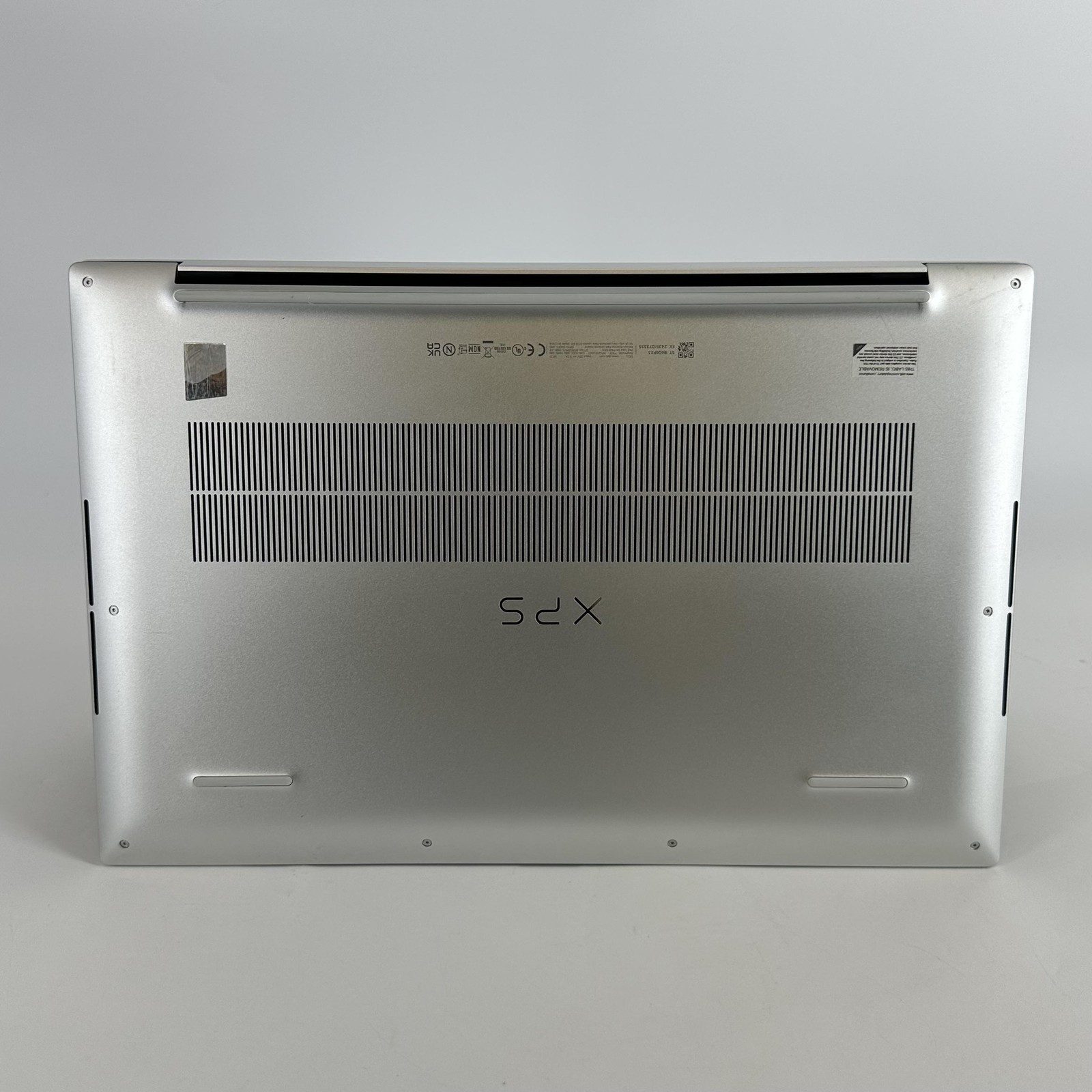 Dell XPS 17 9730 FHD+ TOUCH 2.6 GHz i9-13900H 64GB 4TB SSD RTX 4080 LCD BLEED