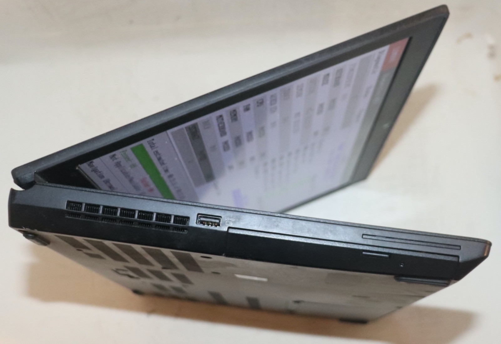 Lenovo ThinkPad P70|Intel core i7@2.70 GHz|32GB RAM |512GB SSD|WIN10.Prof|NVIDIA