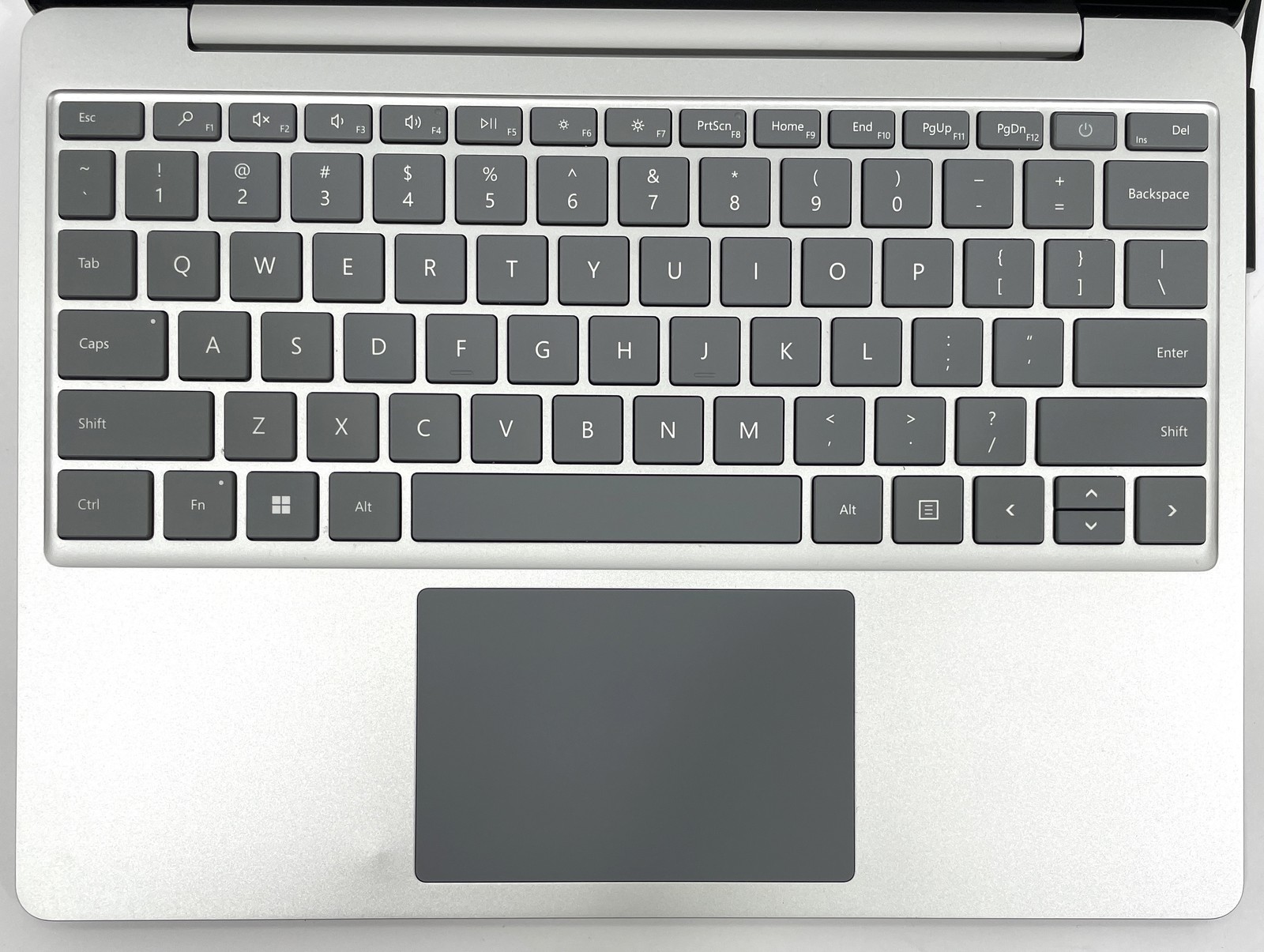 Microsoft Surface Laptop Go 2 2013 i5-1135G7 256GB SSD 16GB RAM – Windows 11 Pro