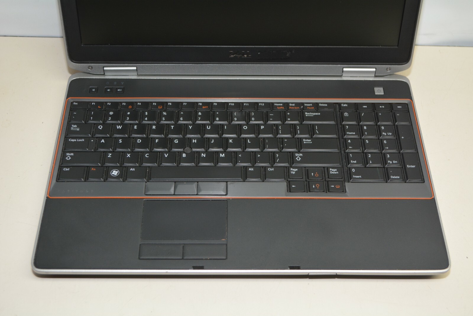 Dell Latitude E6520 Intel Core i7-2620M @ 2.70GHZ 4GB Ram No HD #Z451