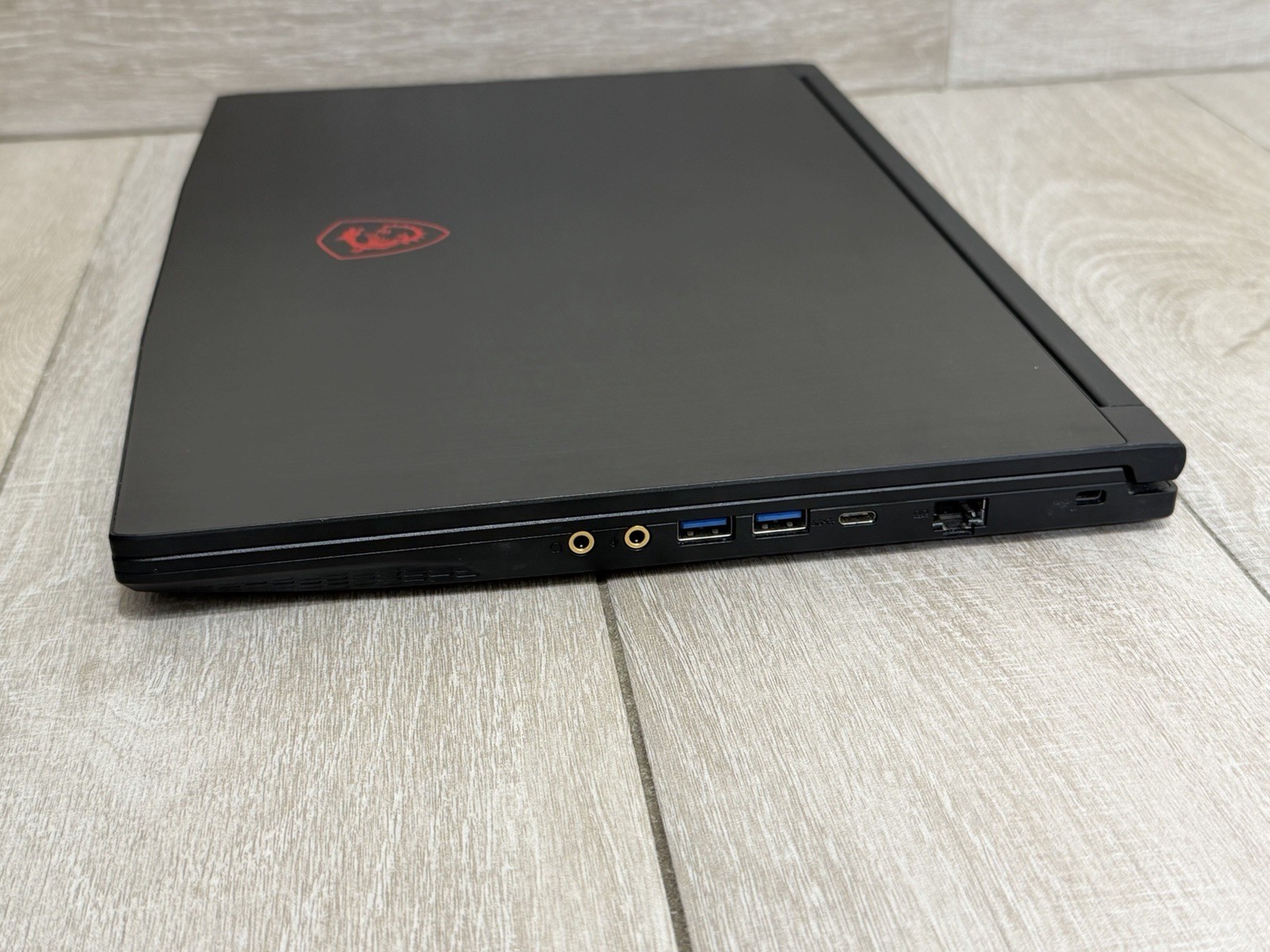 MSI FG63 Thin MS- 16R4 15.6″ Gaming Core i7-9750H GTX 1650 Ti 512GB SSD 8GB RAM