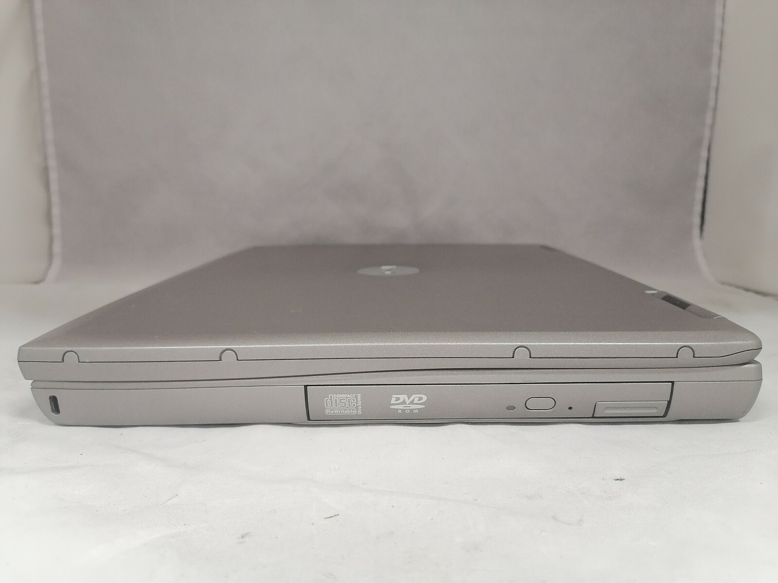 FOR PARTS 15″ Dell Latitide D505 Pentium M 1.6 1GB DDR No Hard Drive, No Battery