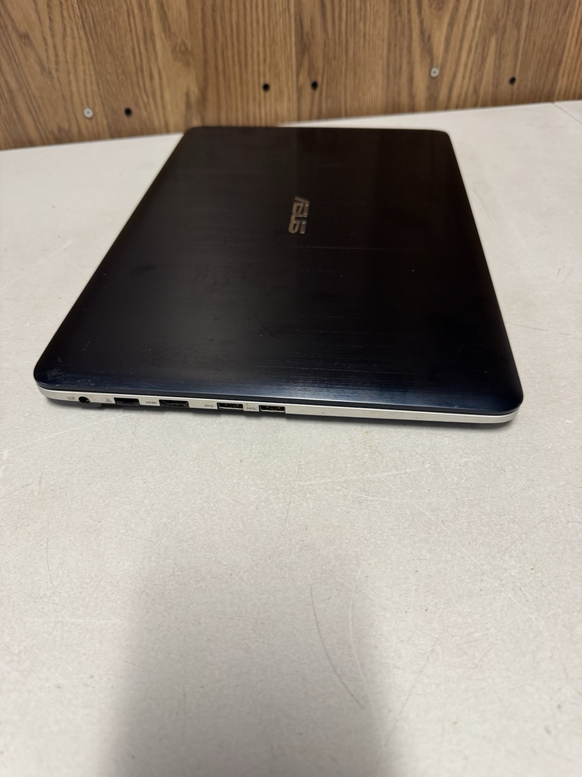 ASUS K501L i5-5200U 8GB GTX 950M | Blue Screen | Bad HDD | For Parts