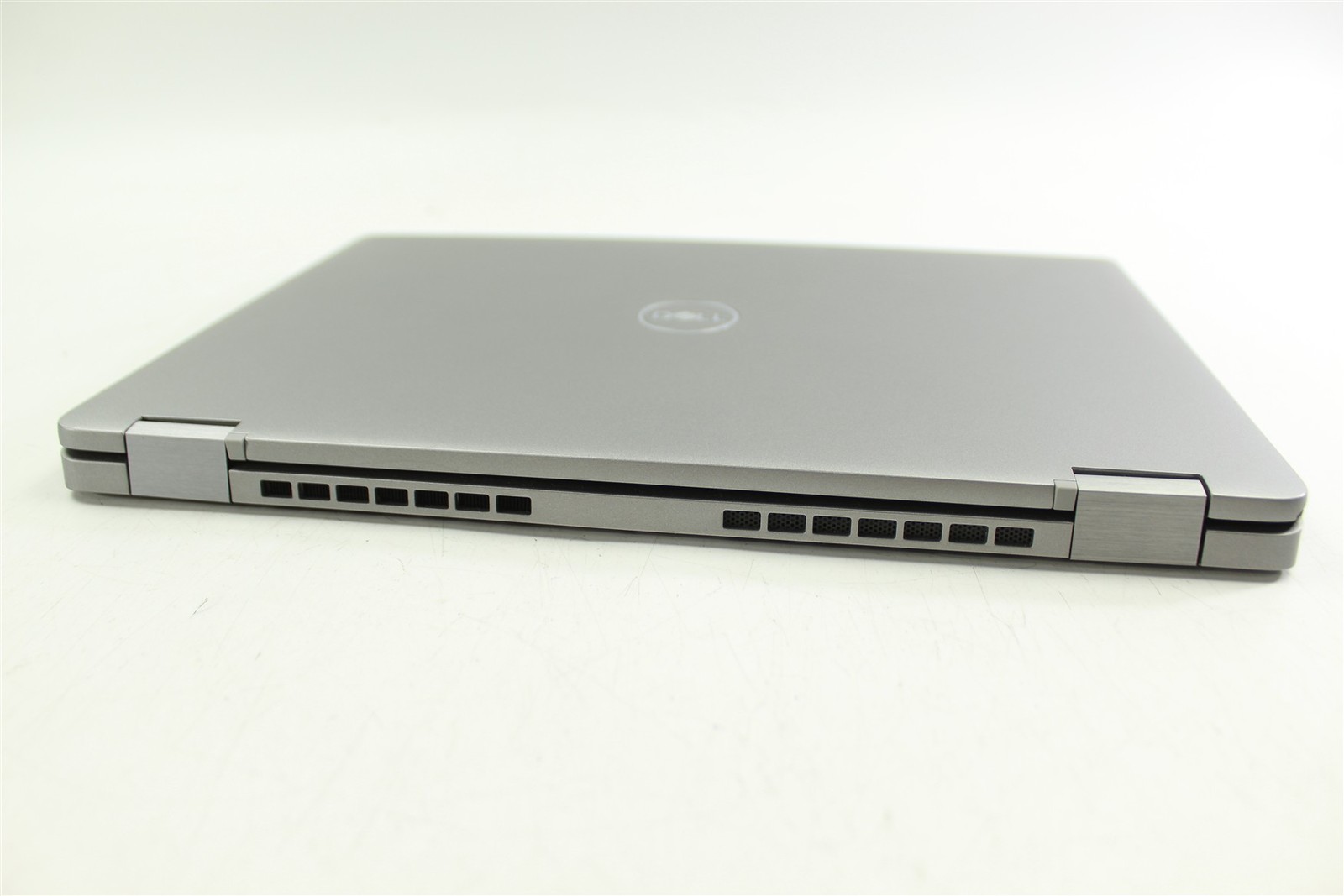 Dell Latitude 5330 13.3″ FHD Touch i7-1265U 1.8GHz 256GB SSD 16GB RAM W11H