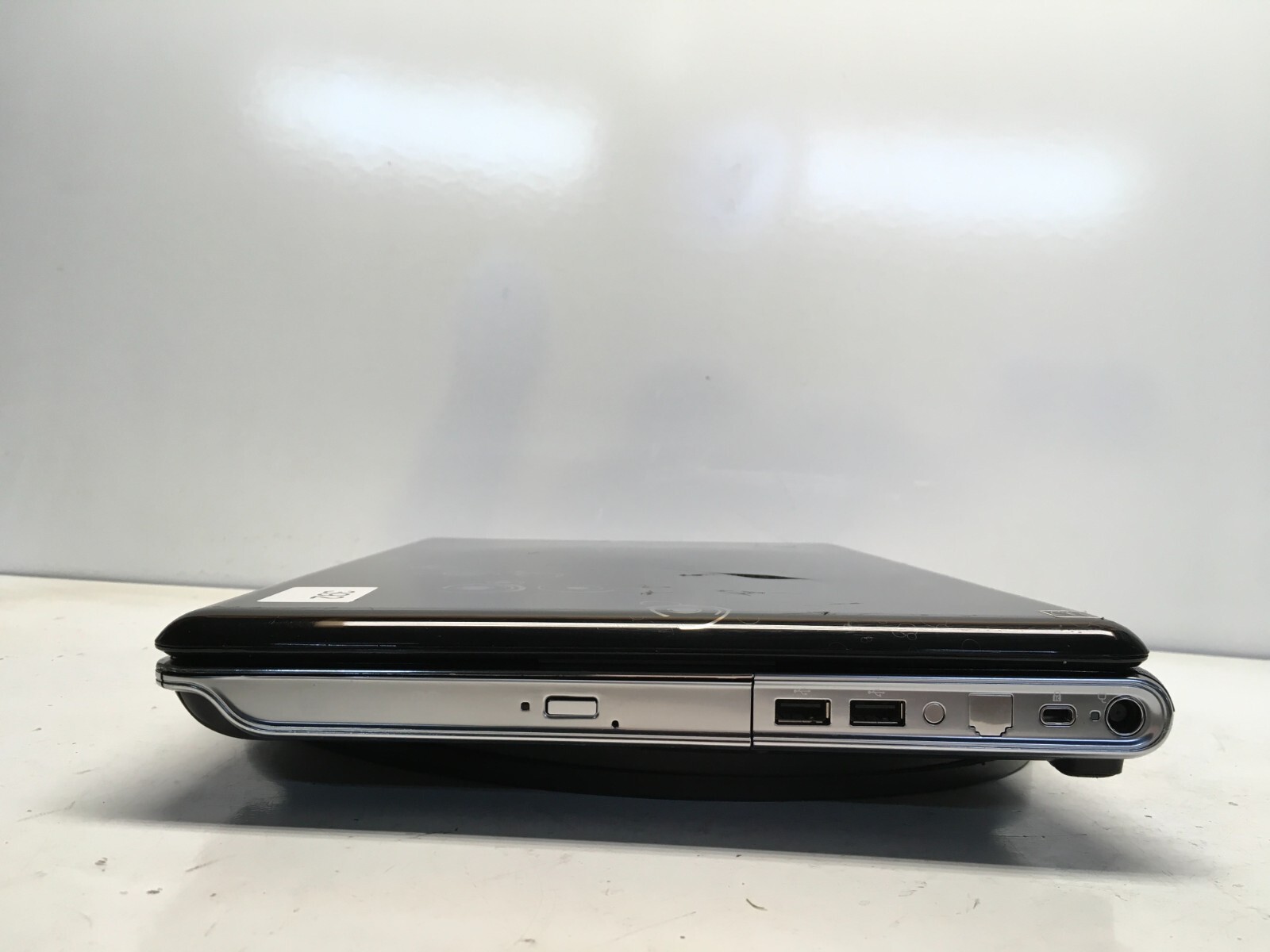 HP Pavilion DV6-2162NR Intel i3-M330 2.13GHz 4 GB NO HDD No Batt