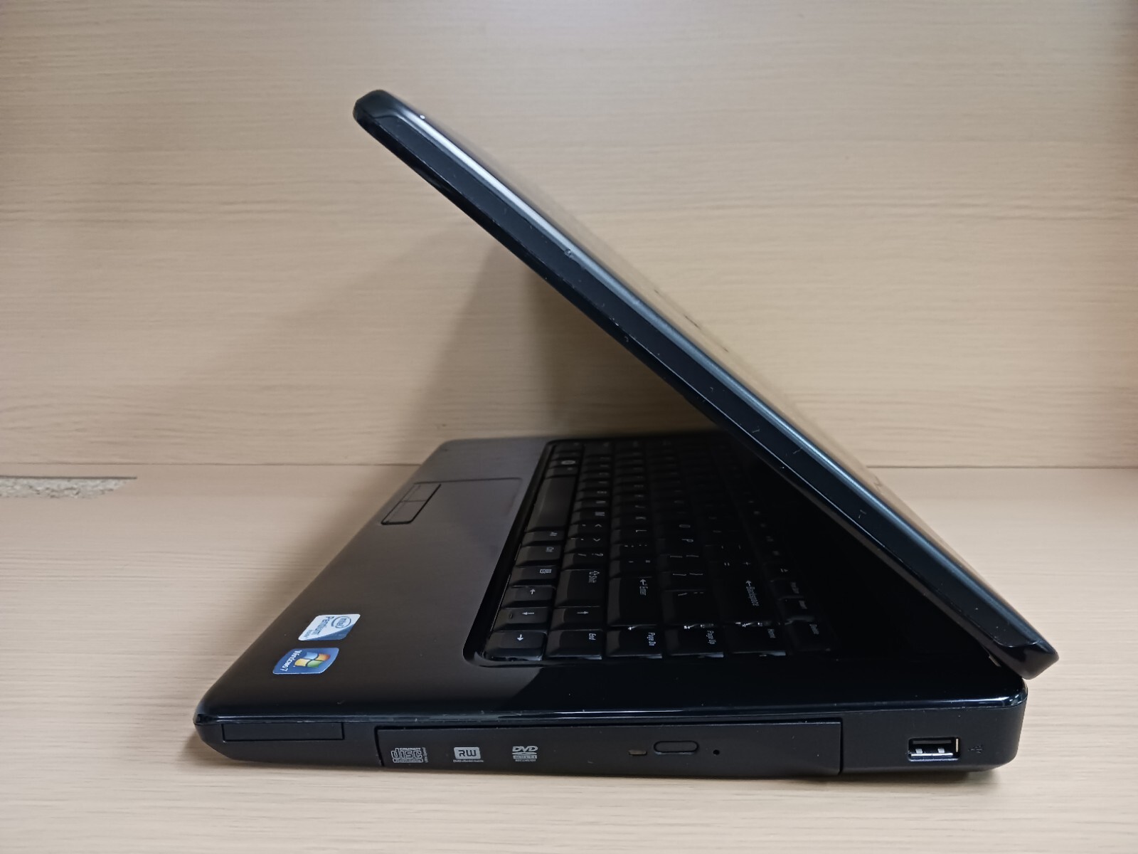 Dell Inspiron 1545 Laptop No Battery/Charger/HD/OS Intel Pentium CPU, 3 GB RAM