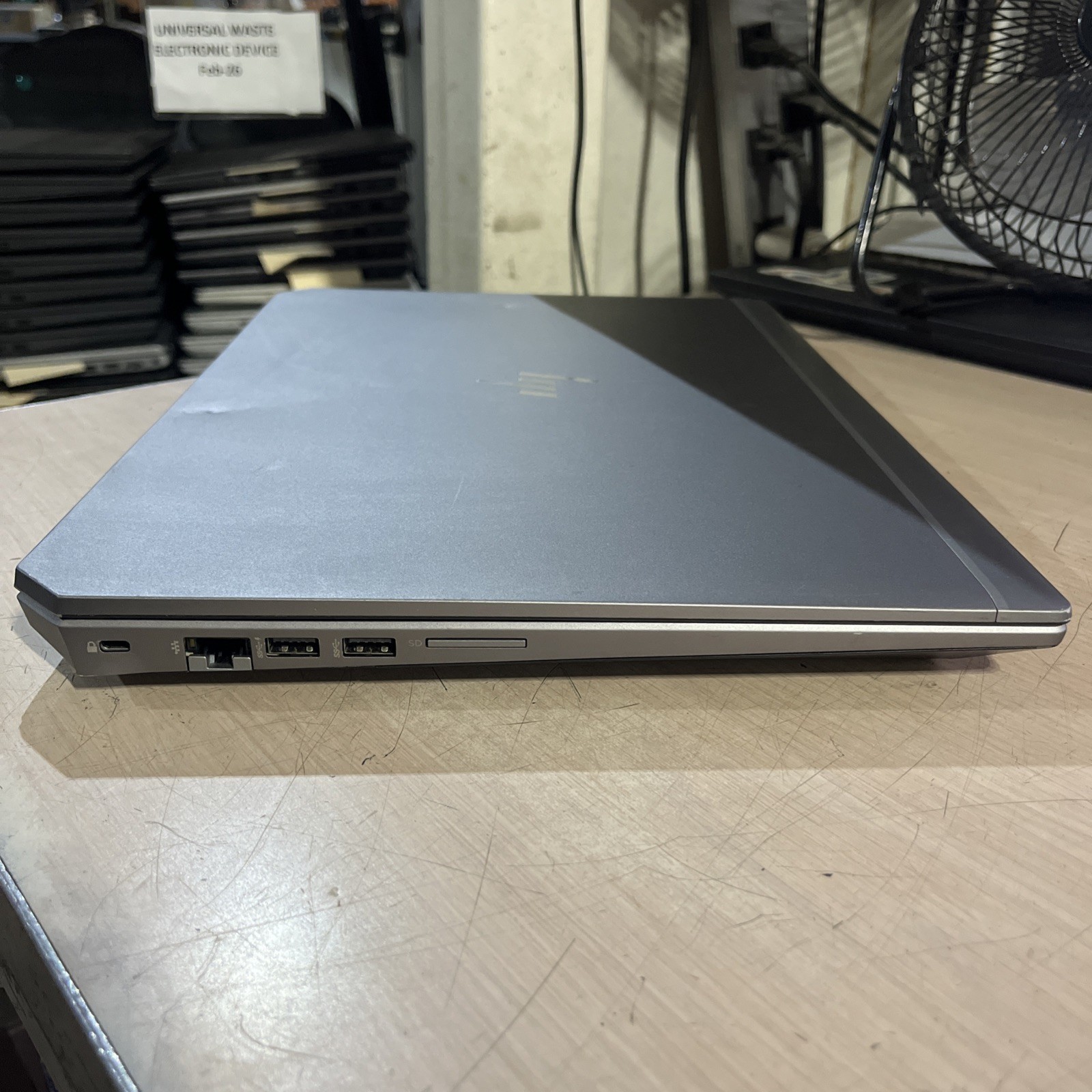 HP ZBOOK 15 G6 INTEL CORE I7-9850H 2.60GHZ 32GB RAM NO HD ,