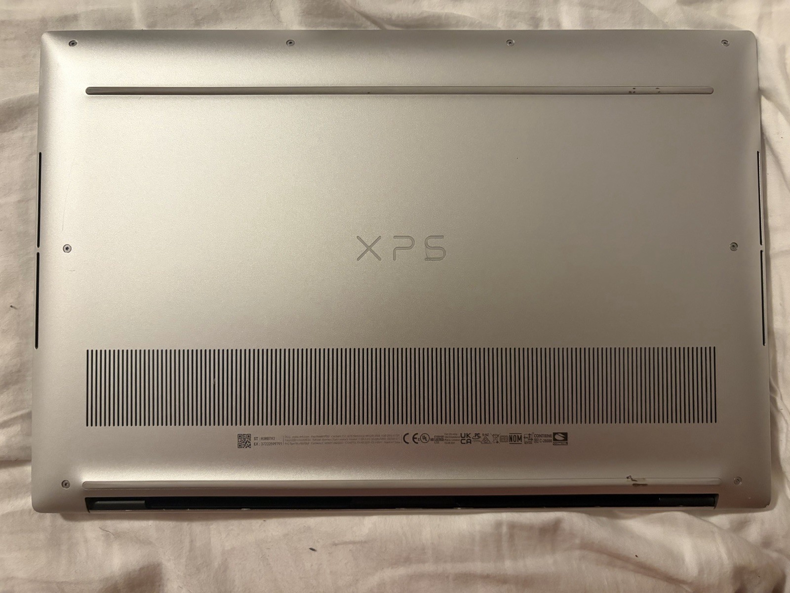 Dell XPS 15 9530 15.6″ (1TB SSD, Intel Core i9-13900H, 5.40GHz, 32GB RAM, NVIDIA