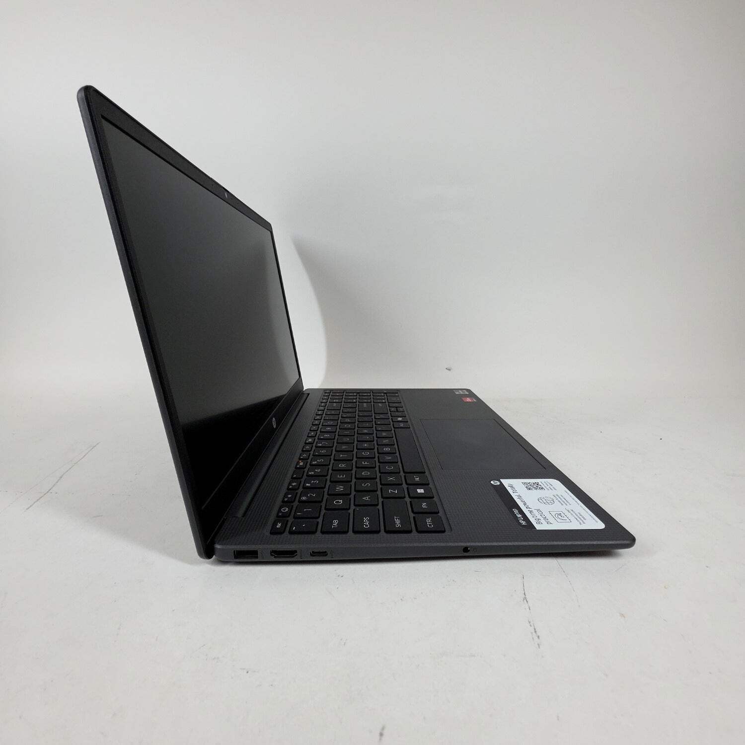 HP 15-fc0204nr C25VNUA#ABA 15.6″ Ryzen 7 5825U 2.0GHz 16GB RAM 512GB SSD