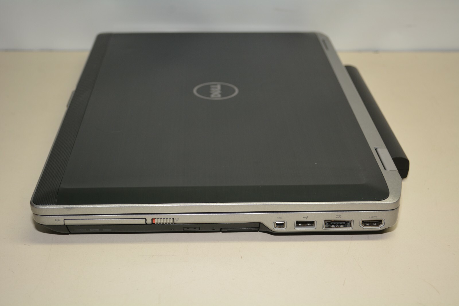 Dell Latitude E6520 Intel Core i7-2720QM @ 2.20GHZ 8GB Ram No HD #W108