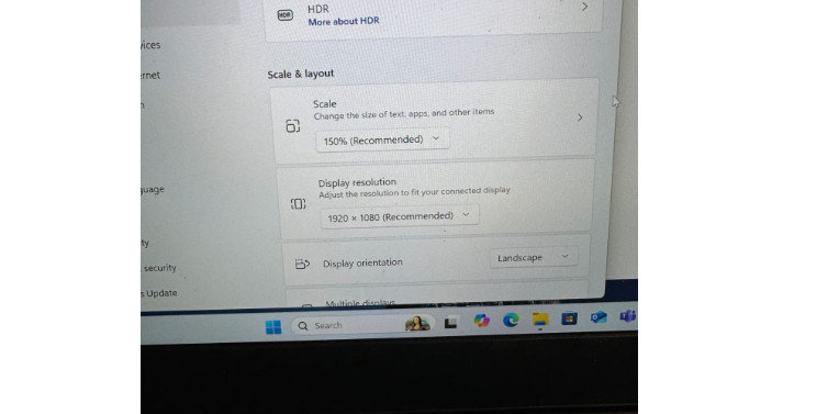 Lenovo Ultrabook Laptop 16GB 256 SSD Windows 11 Pro & Extras