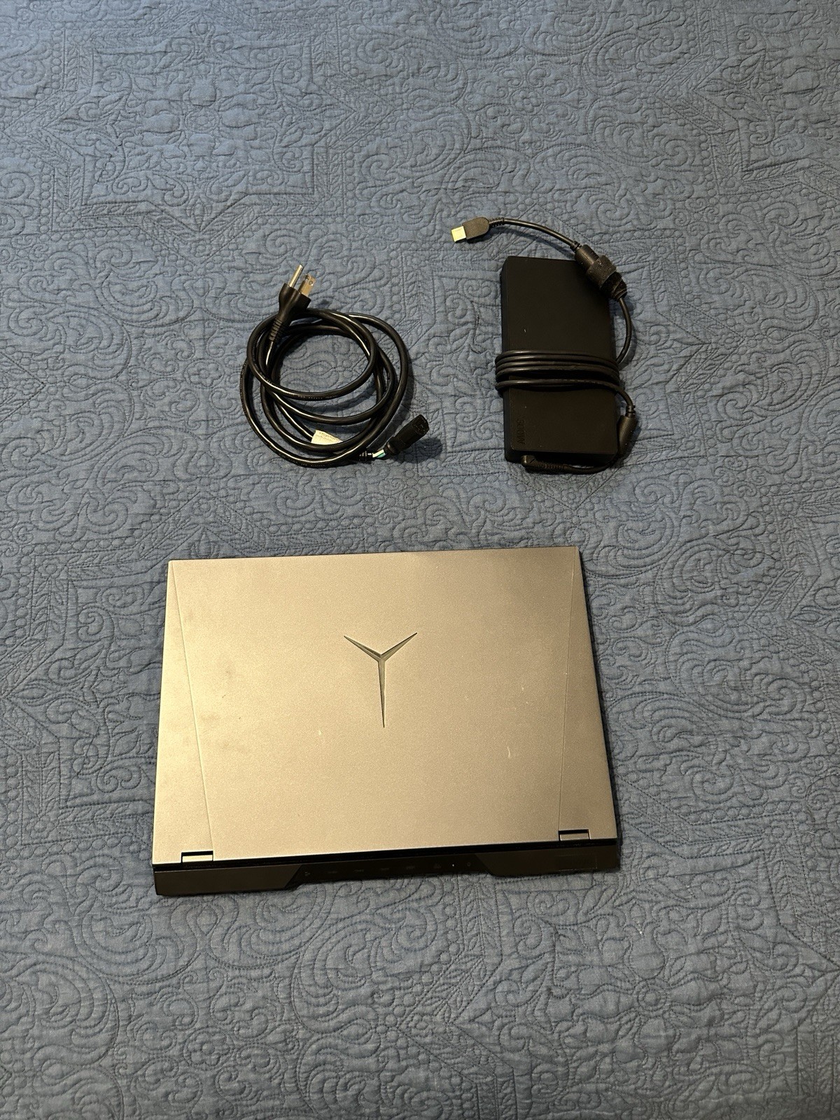 Lenovo Legion 5 Pro 16″ (512GB SSD, AMD Ryzen 5 800H, 3.20 GHz, 16GB RAM, NVIDIA
