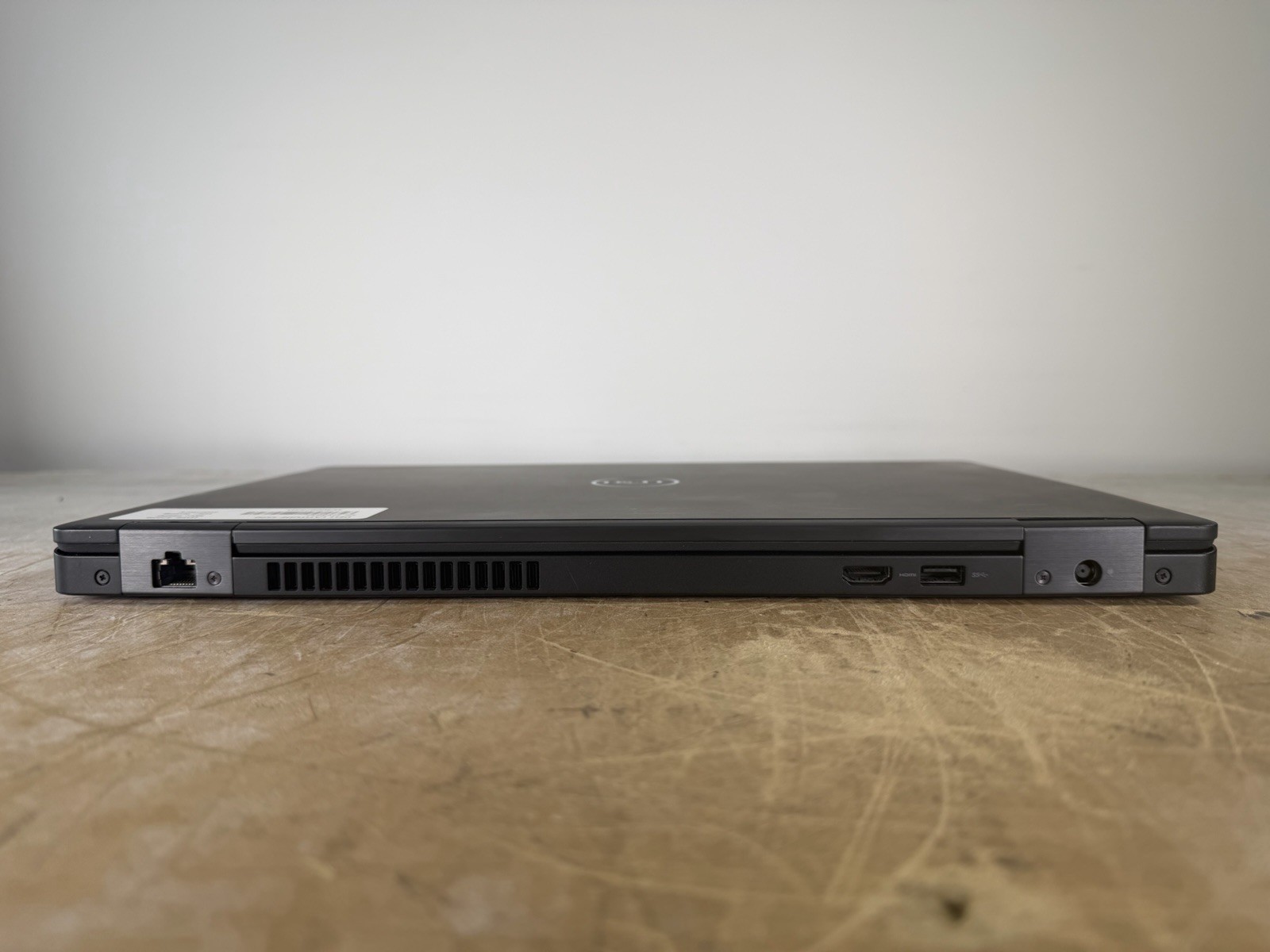 DELL LATITUDE 5590 i5-8250U @ 1.60GHz, 4GB RAM, NO HDD/OS