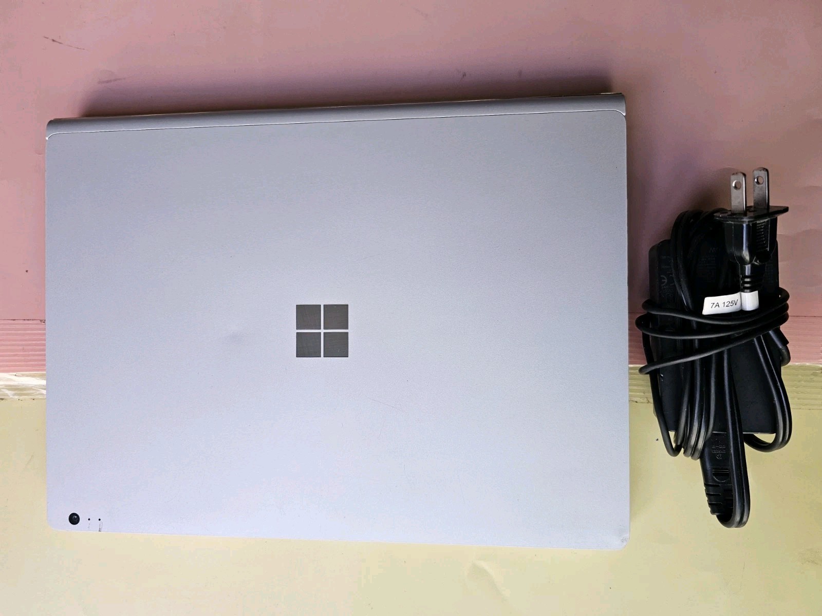 Microsoft Surface Book Core i7-6600U 8GB RAM 256GB SSD NVIDIA BLUETOOT 3000×2000