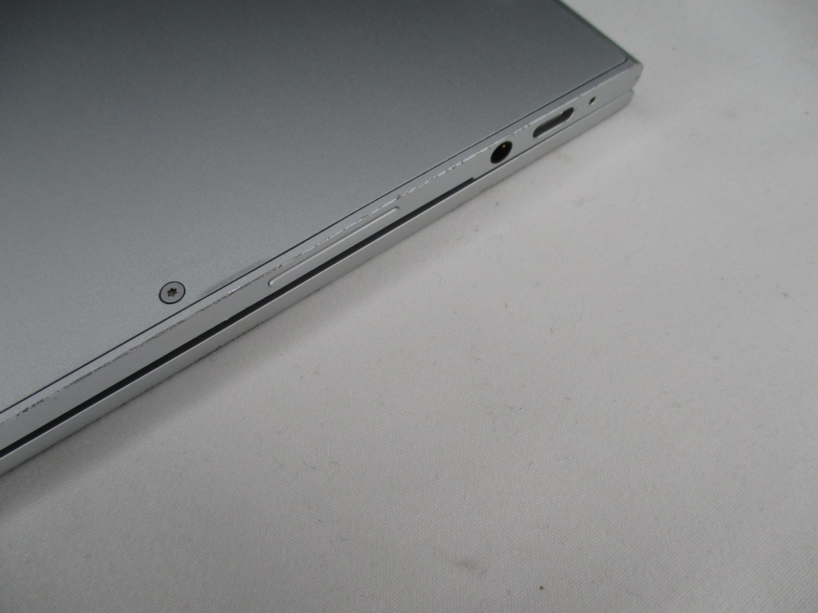 Google Pixelbook C0A Chrome 12.3″ TouchScreen i7-7Y75 1.3Ghz 16GB 512GB – DING