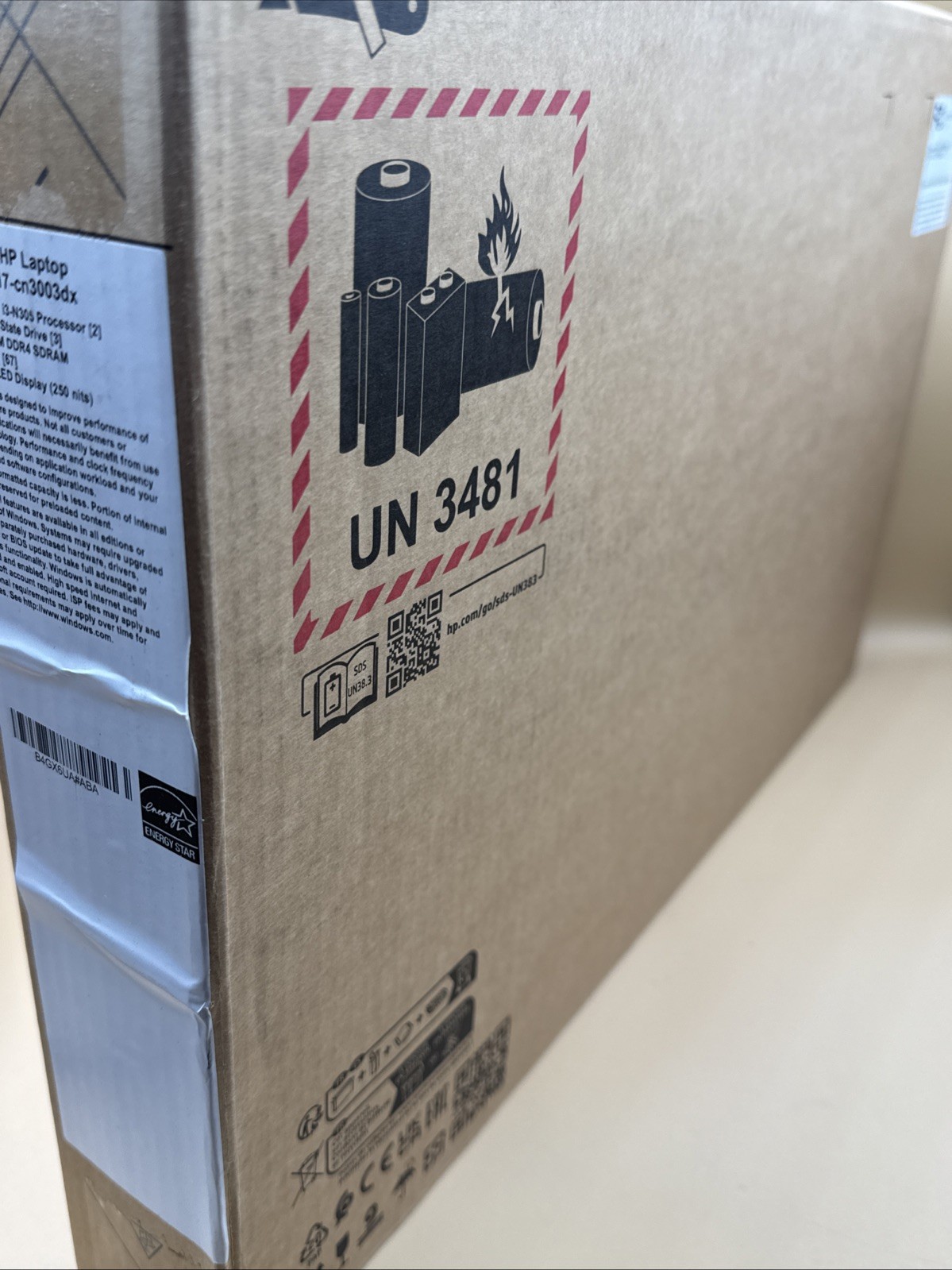 Laptop HP 17-CN3003DX (Intel Core i3-N305 Processor, Windows 11, 8GB DDR4 RAM)