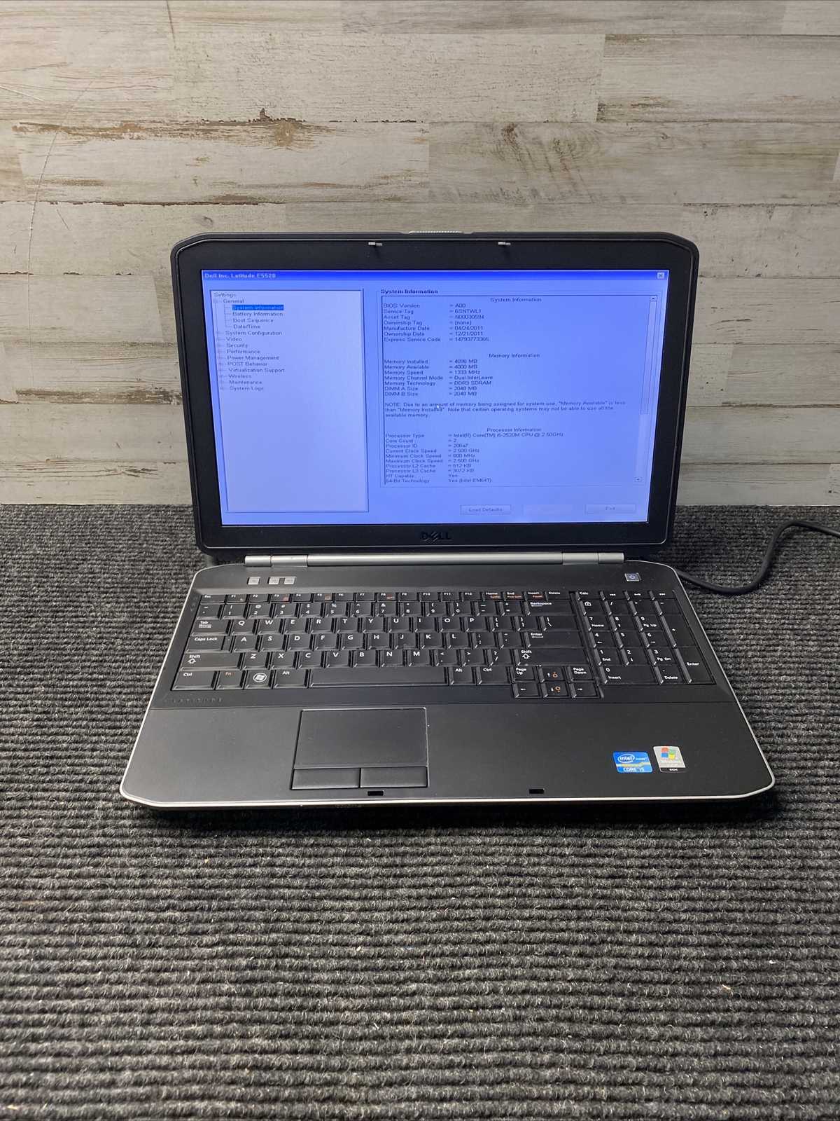 *READ* Dell Latitude E5520 15.6″ Intel Core i5-2520M @ 2.50 GHz 4GB NO HDD NO OS