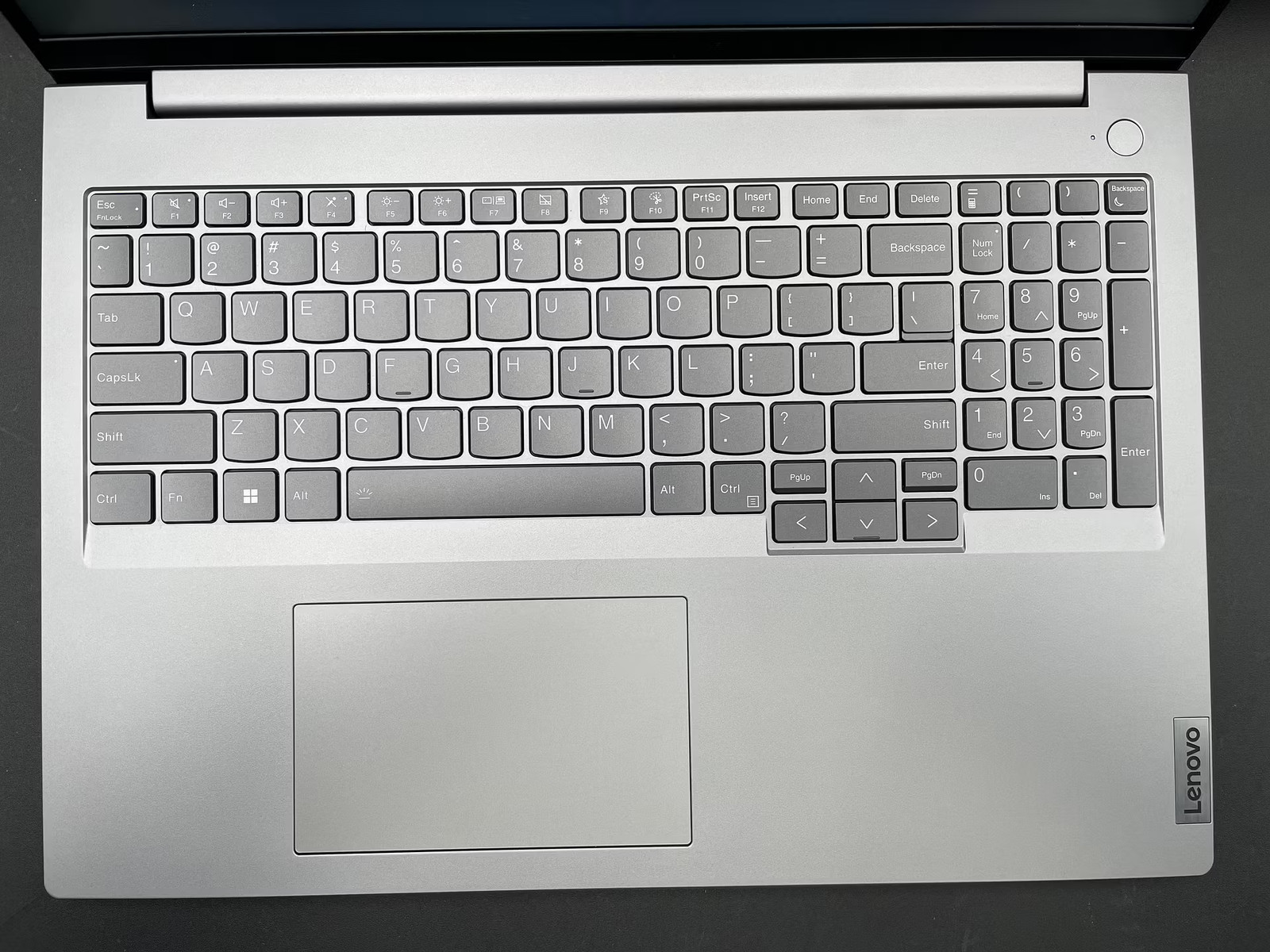 Lenovo ThinkBook 16 G6 IRL Used 16″ (i5-1335U-16GB-256 GB NVMe)