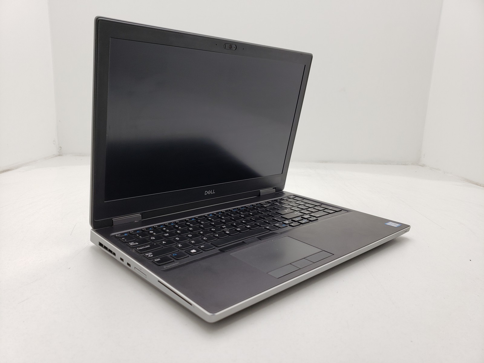 Dell Precision 7540 Intel Xeon E-2276M 16GB RAM 256GB SSD RTX3000 Win 11 Laptop.