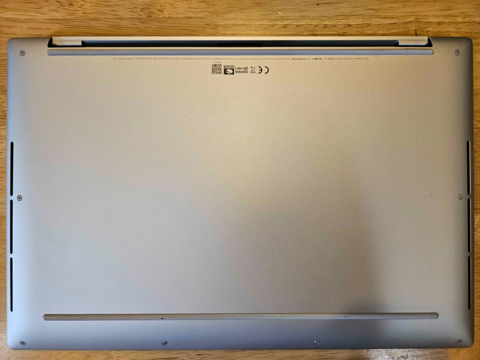 Dell XPS Premium 14.5″ 3.2K OLED Touch Laptop Intel Ultra 7 255H 32GB 1TB SSD