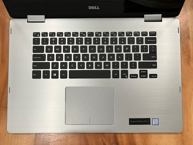 Dell Inspiron 15-7579 15.6″ i7-7500U 8GB 256GB Windows 10 Home TOUCHSCREEN 2 in1