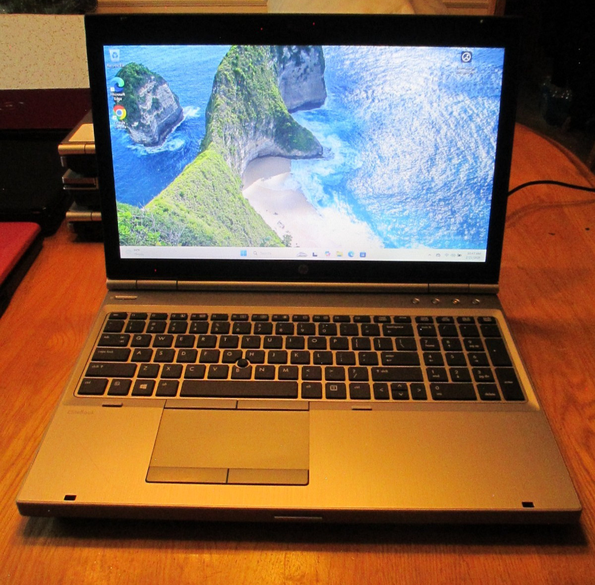 HP Elitebook 8570p i7 Quad Core/16GB/480GB SSD/Win 11 Pro(Activated) WORKS GREAT