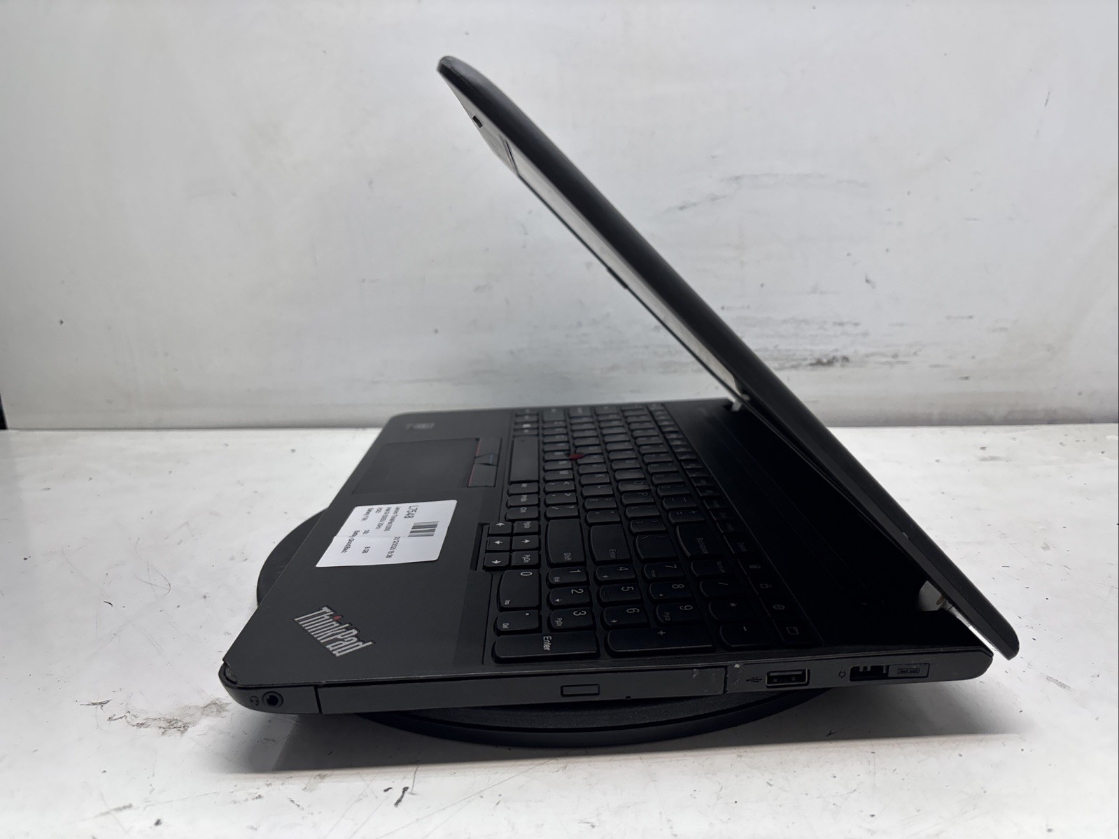 Lenovo ThinkPad E550 Intel i3-5005U 2GHz 8 GB NO HDD