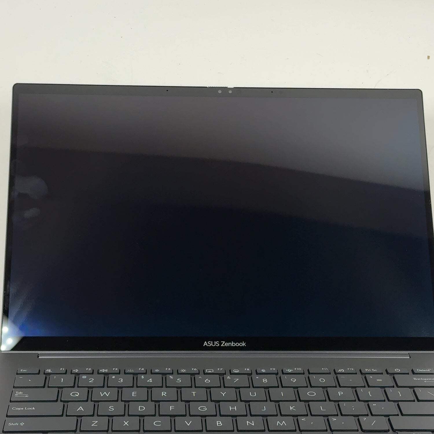 Asus Zenbook 14 UM3406K 14″ Ryzen AI 7 350 2.0GHz 32GB RAM 1TB SSD