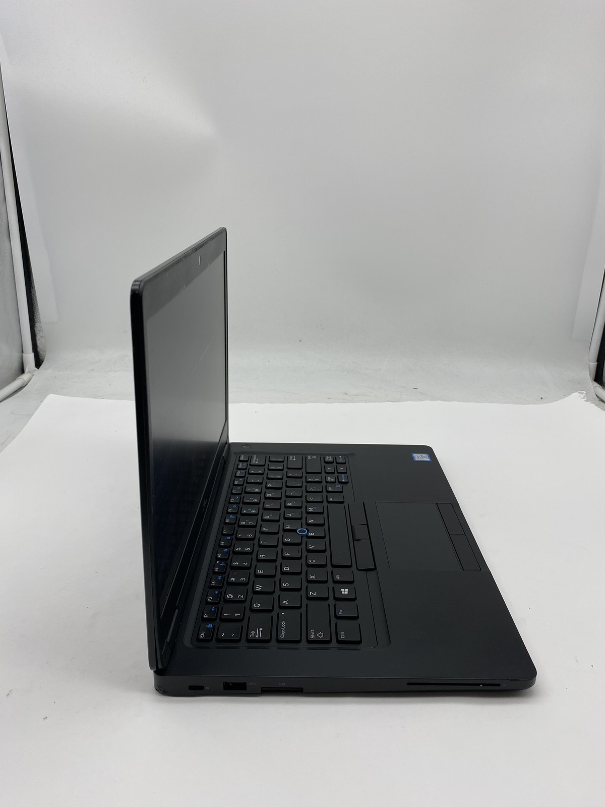 Dell Latitude 5490 Intel Core i5 8350U 1.7GHz 16GB RAM 256GB SSD Windows 11 Pro