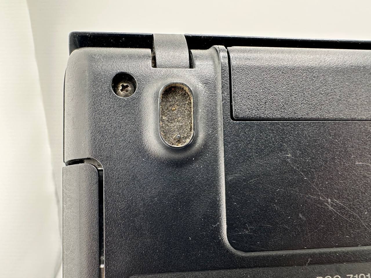 Sony VAIO PCG-71912L 15.5″ Laptop w/ Charger – For Parts 035-2