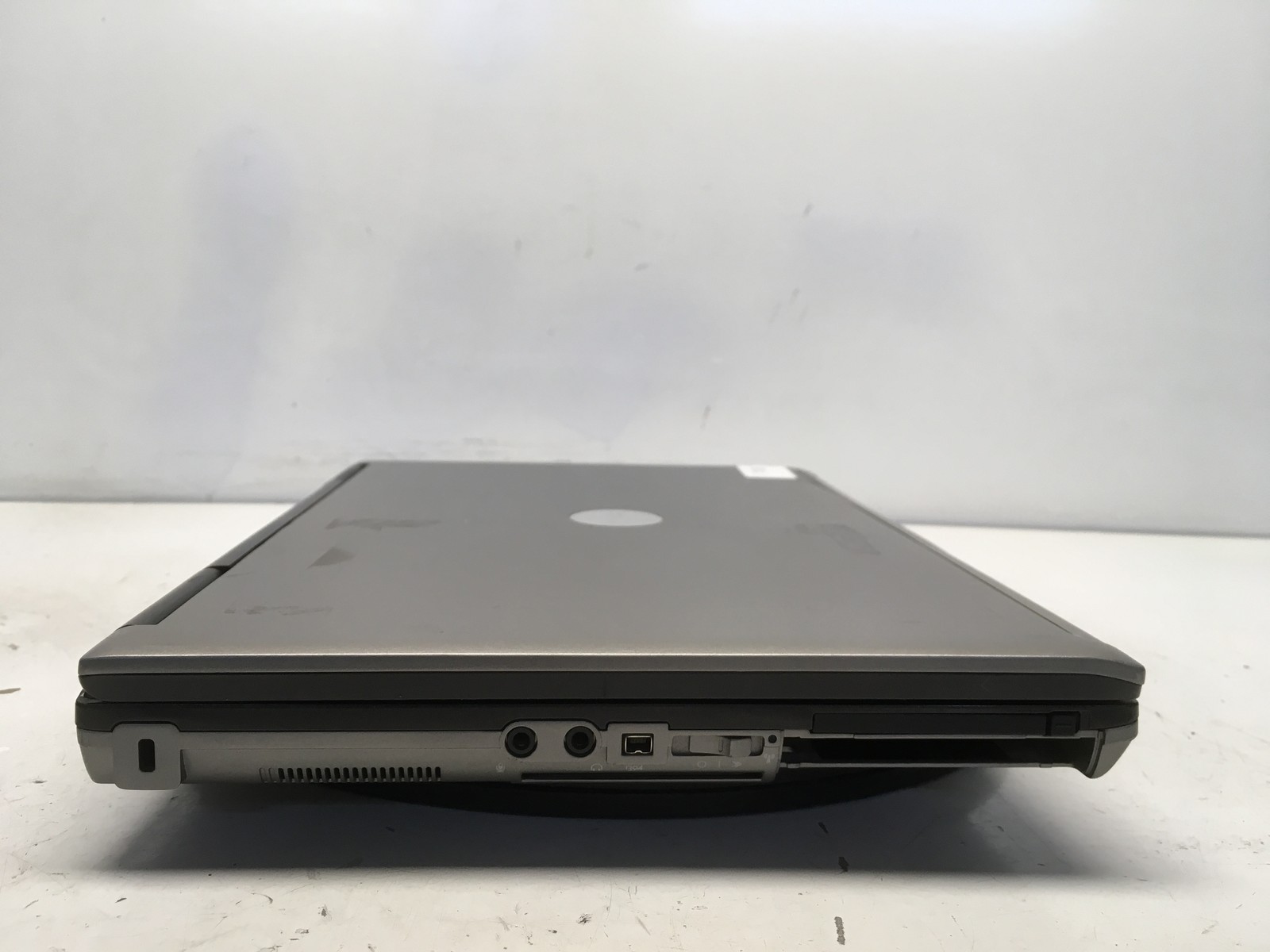 Dell Latitude D630 Intel Core 2 Duo 06FB 2.2GHz 3 GB Ram 500GB HDD Windows XP