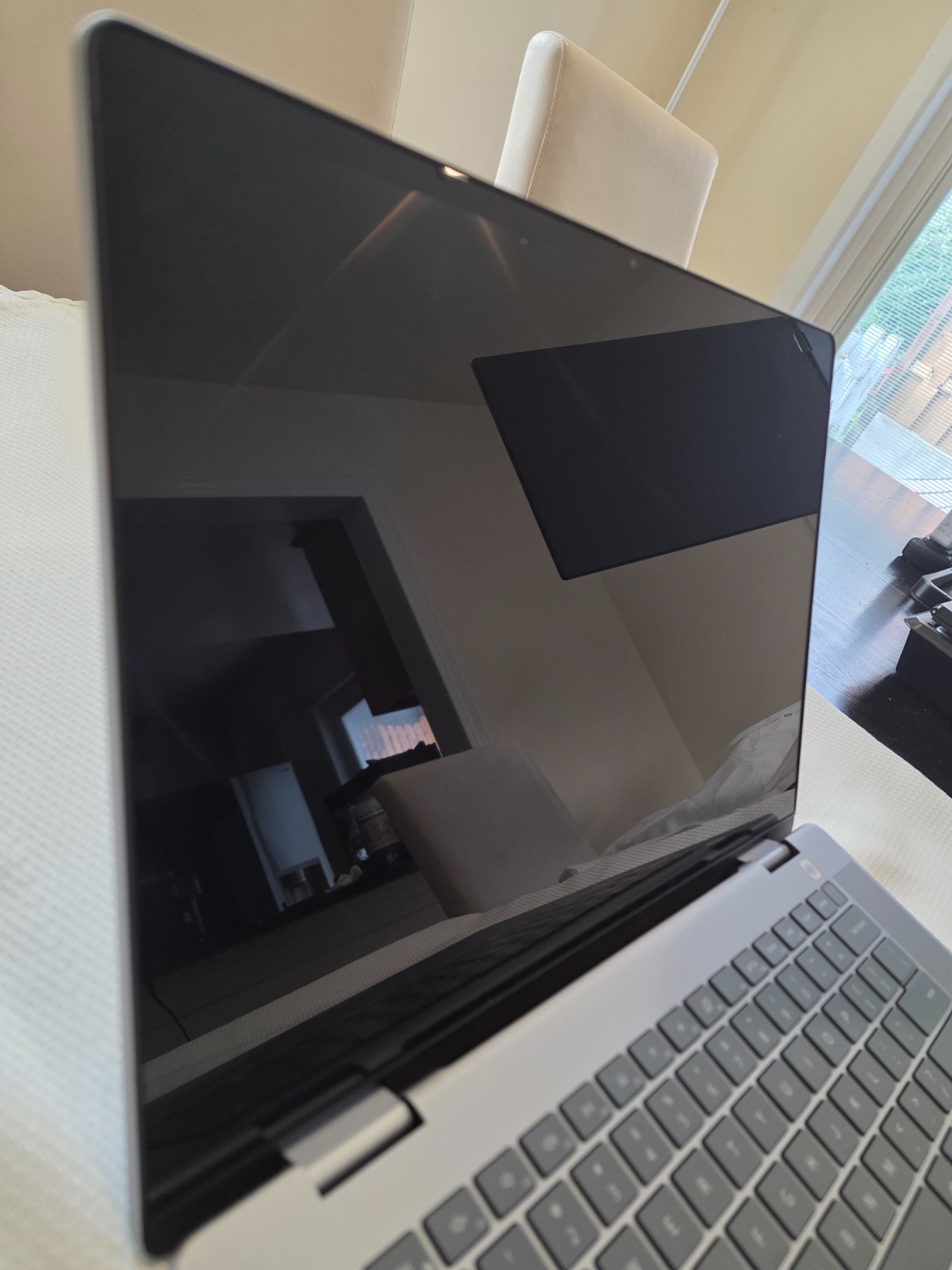 Dell Inspiron 16 7640 2-in-1 QHD Touch 90Hz Ultra 7 155H 16GB RAM 1TB SSD