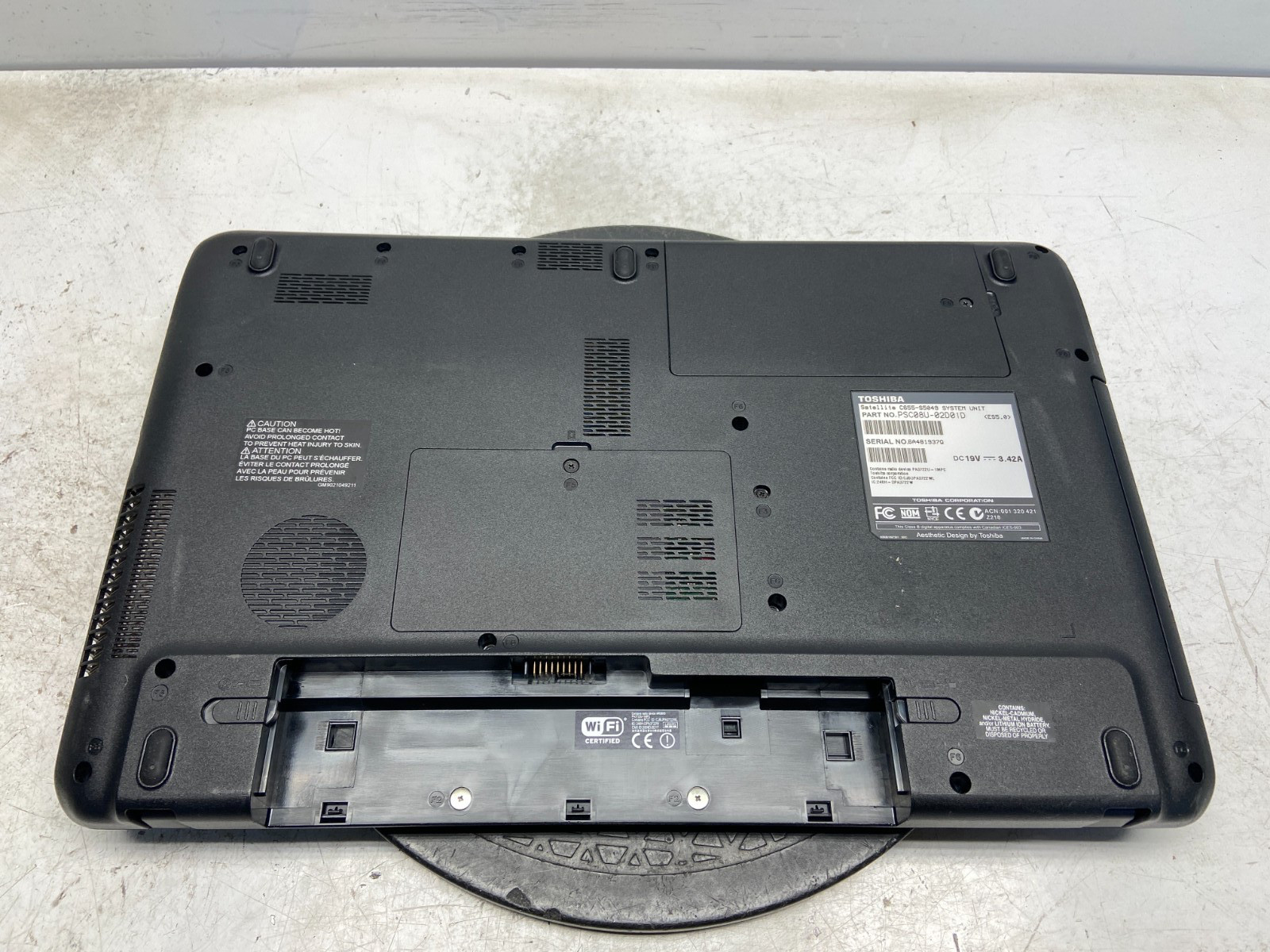 Toshiba Satellite C655-S5049 Intel Celeron 900 2.2GHz 4 GB NO HDD