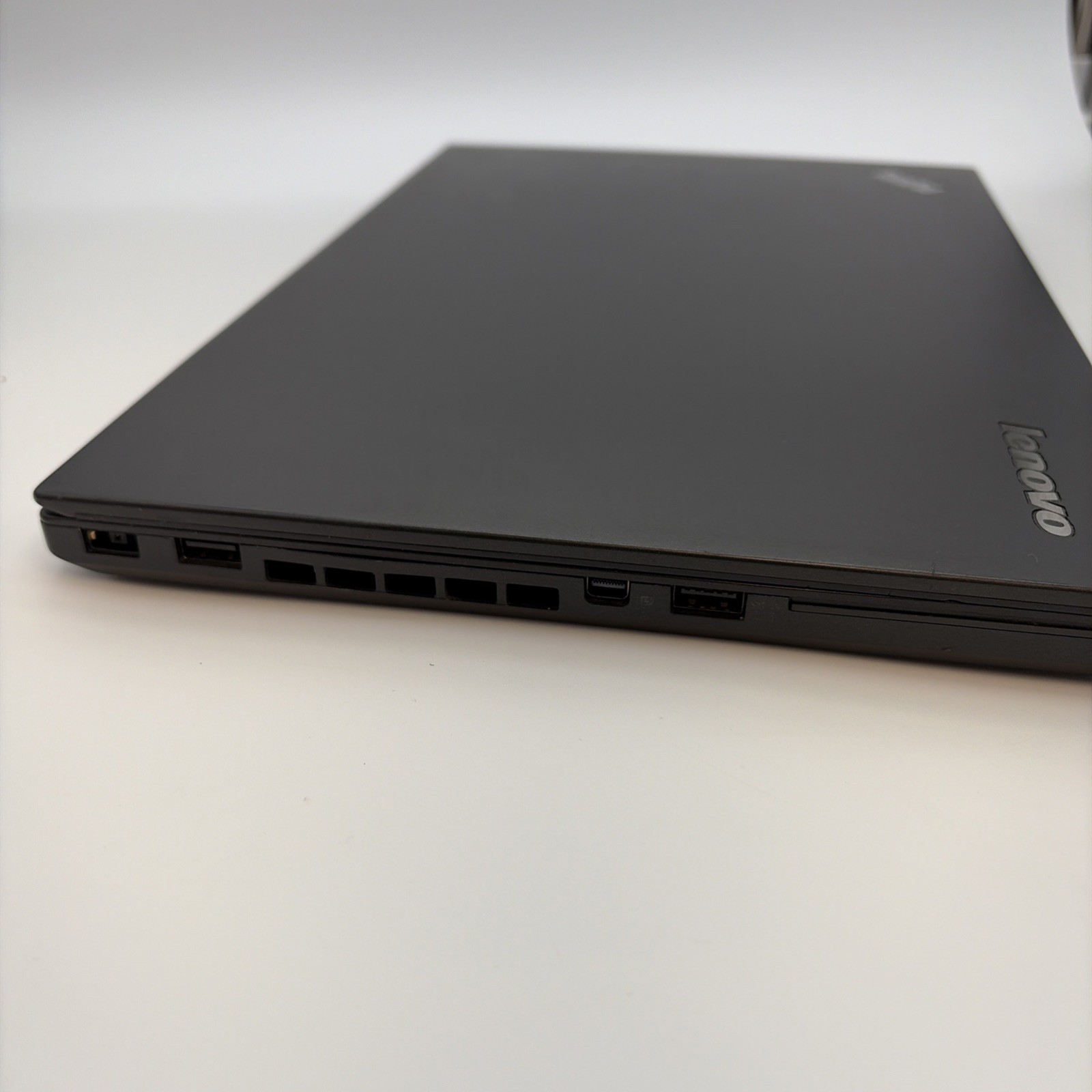 Lenovo T450s ThinkPad Intel Core i5-5300U @2.30GHz 8GB RAM 256GB SSD L107