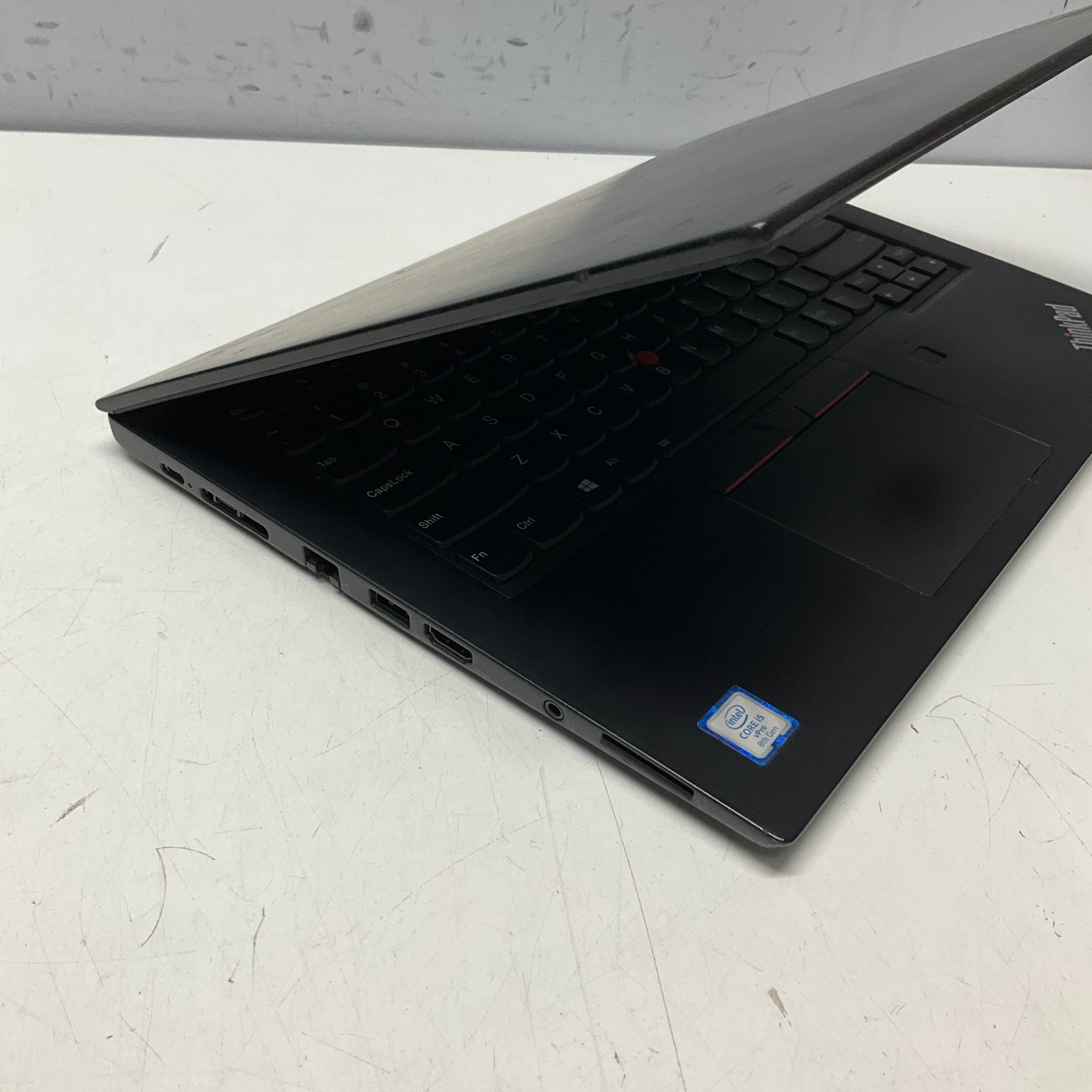 Lenovo ThinkPad T480s 14” Intel Core i5-8250U 3.4GHz Laptop BROKEN LCD AS IS