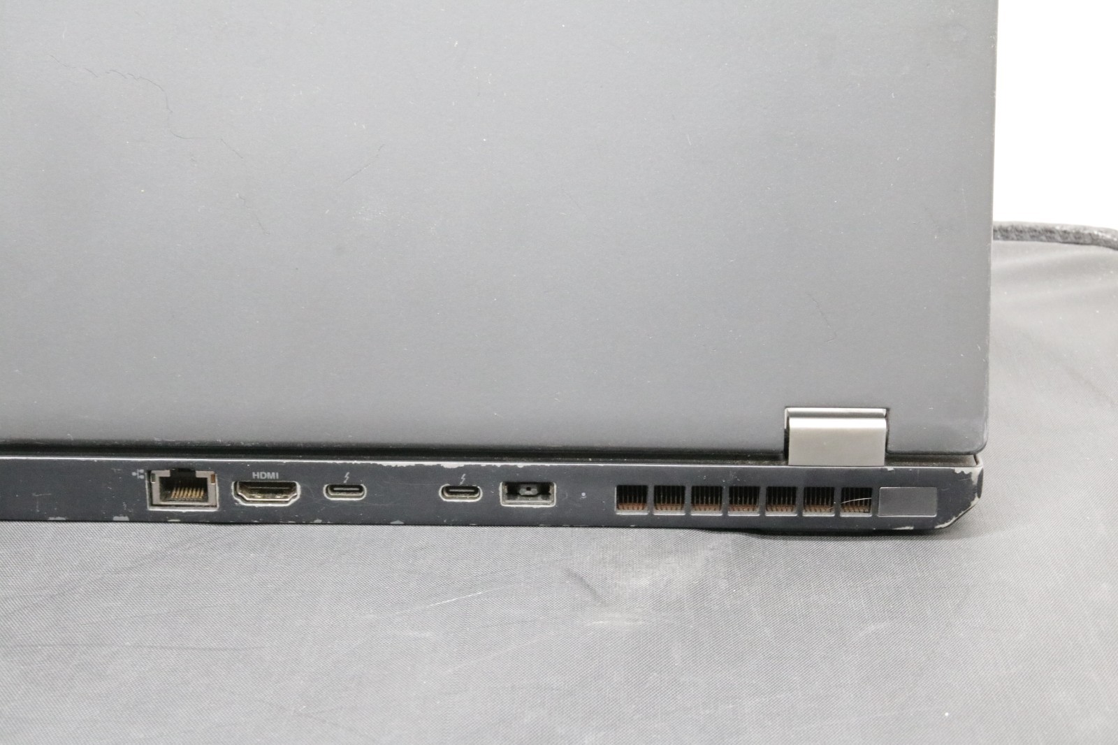 Lenovo ThinkPad P52 – i7-8850H – 16GB, 512GB, Windows 11 +Adapter