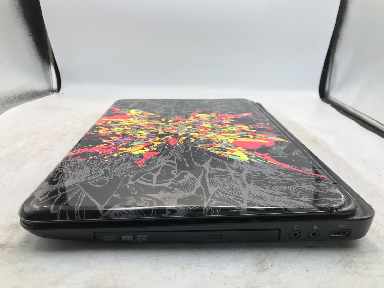 Dell Inspiron N5110 Intel Core i5-2410M 15.6″ -MELTED JACK/NO POWER-MZ