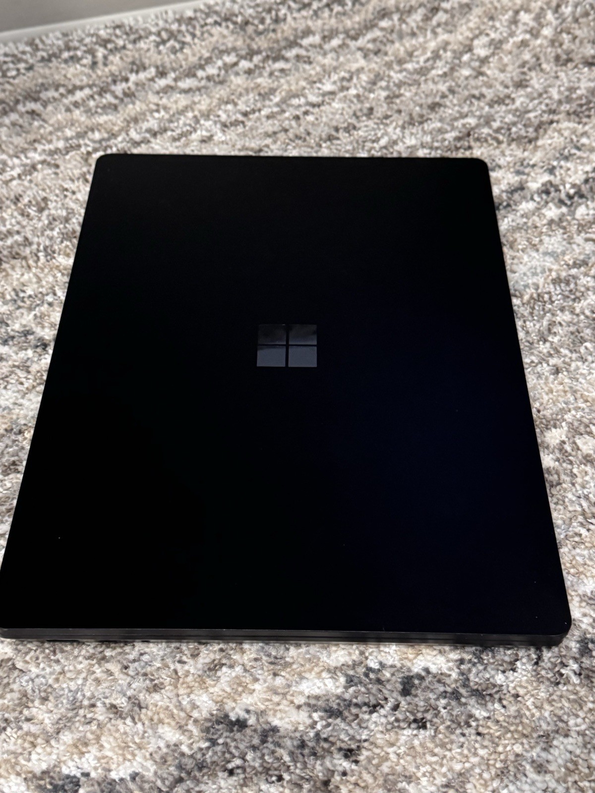Microsoft Surface Laptop 6 for Business 13.5 2033 Core 5 135H 16Gb Ram 512GB SSD