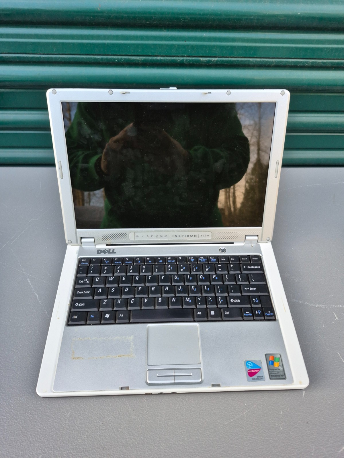 Dell Inspiron 700m 12″ Laptop Intel Pentium Centrino No Hard Drive