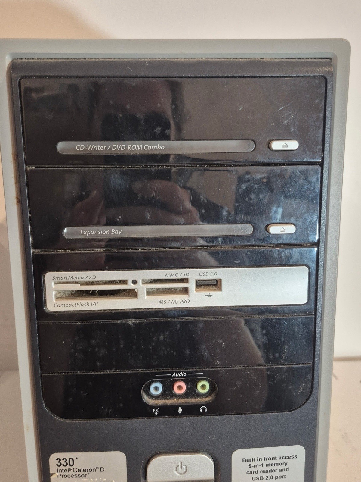 Compaq Presario Celeron D 2.66GHz 256MB RAM 80GB HDD XP Tower PC – Untested