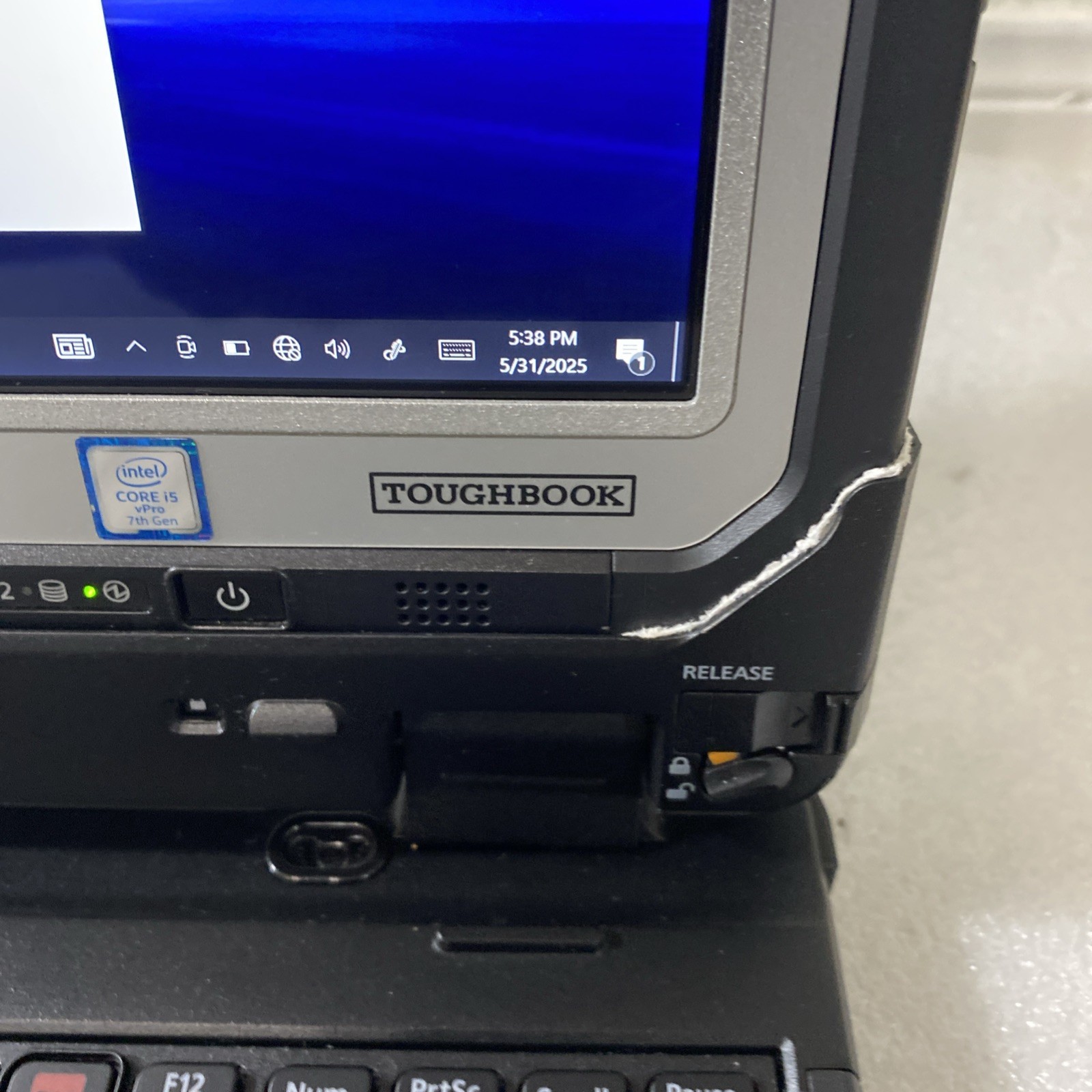 Panasonic Toughbook CF-33 i5-7300U 16GB RAM 512GB SSD 4G LTE Low 4800 Hrs _#12