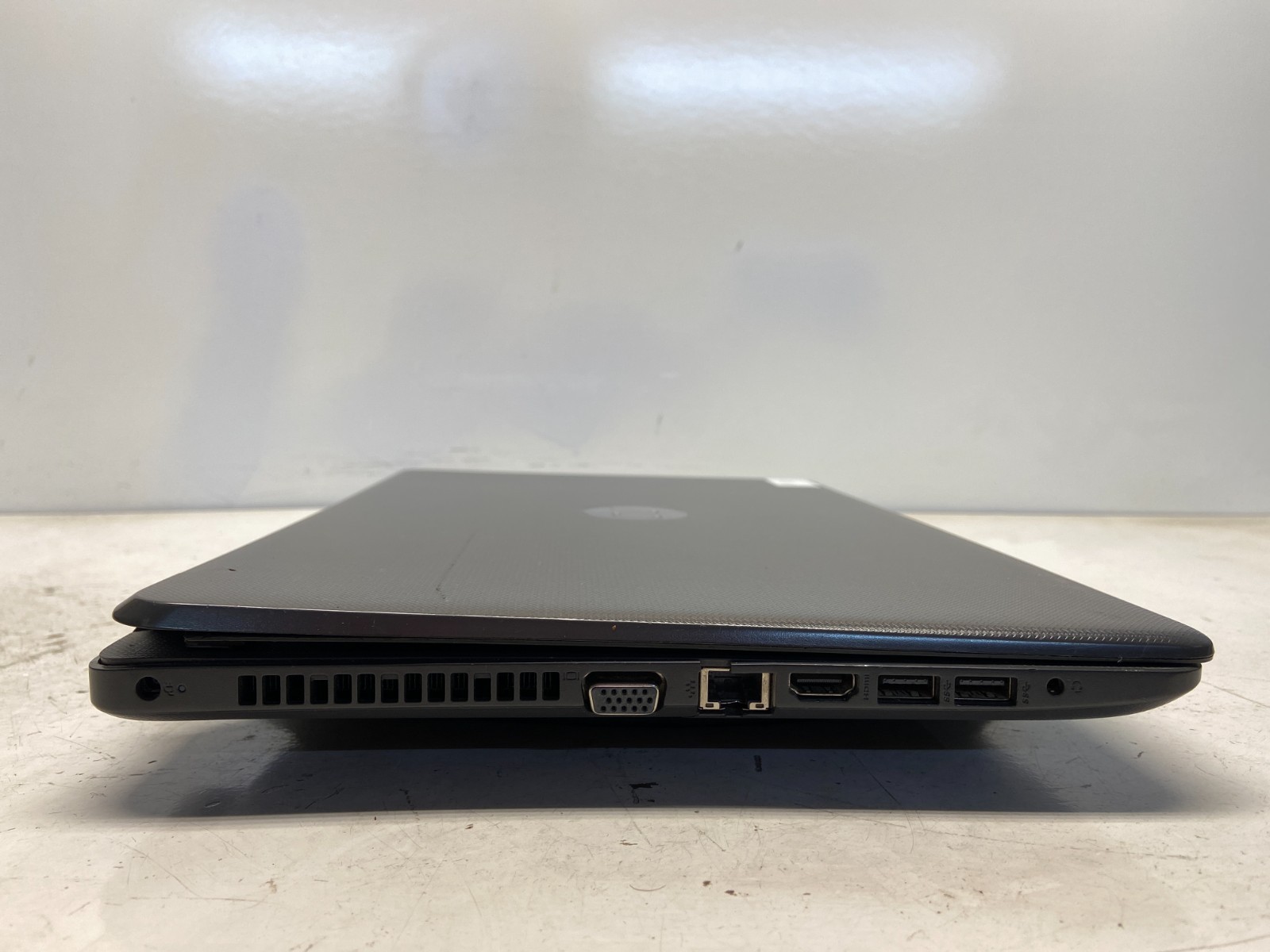 HP 250 G6 Intel i5-7200U 2.5GHz 8 GB NO HDD READ