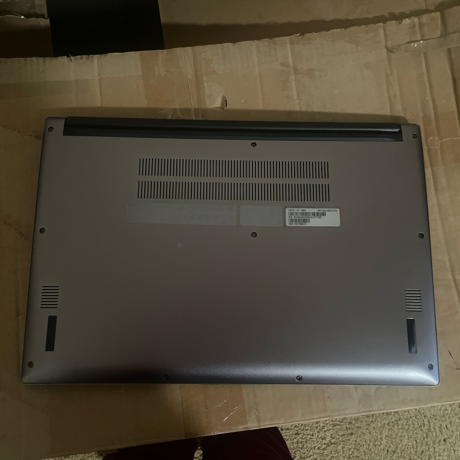 Acer Chromebook CB715-1W 15.6” (128GB SSD, Intel Core i3-8130U, 2.2GHz, 8GB RAM)