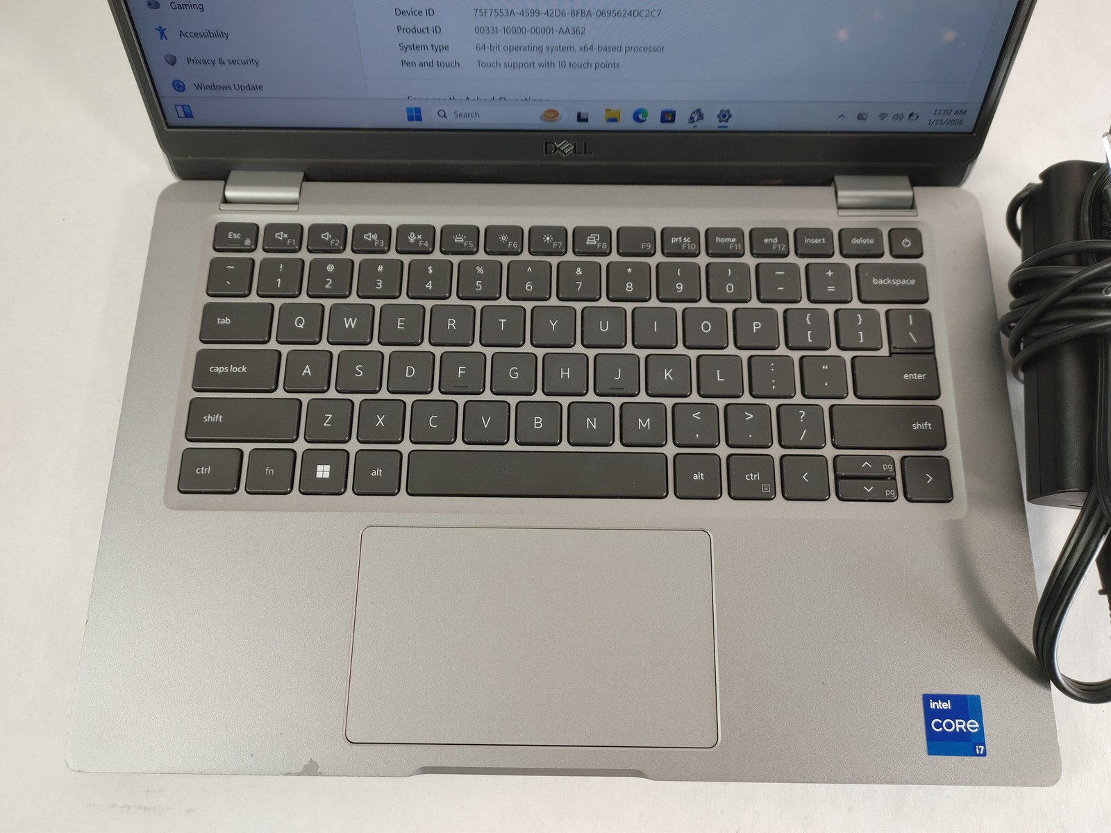 Dell Latitude 5330 Core i7-1265U 1.80 GHz 16 GB DDR4 256 GB NVMe Windows 11 Pro