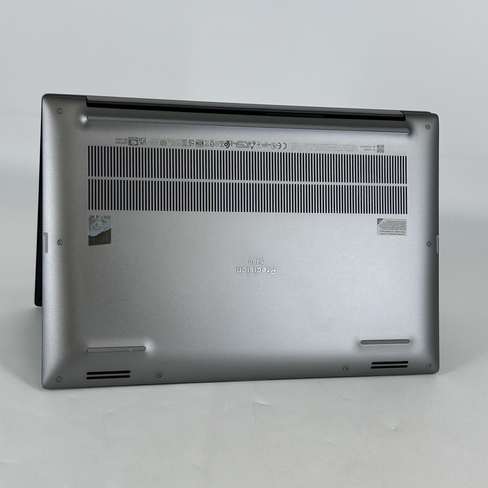 Dell Precision 5480 14 FHD+ 2.5 GHz i7-13800H 32GB 1TB SSD NVIDIA RTX 2000 Ada