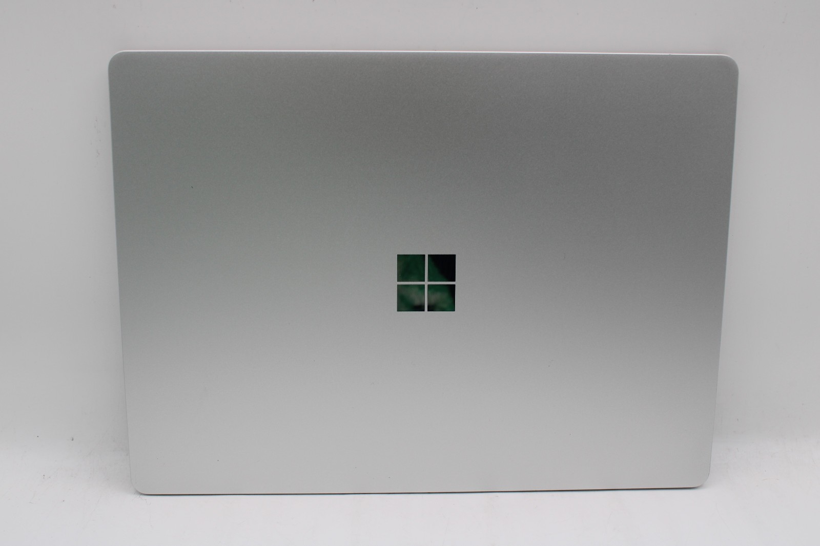 Surface Laptop Go 2 Touch _ i5-1135G7 _ 8GB RAM _ 256GB SSD _ W11H