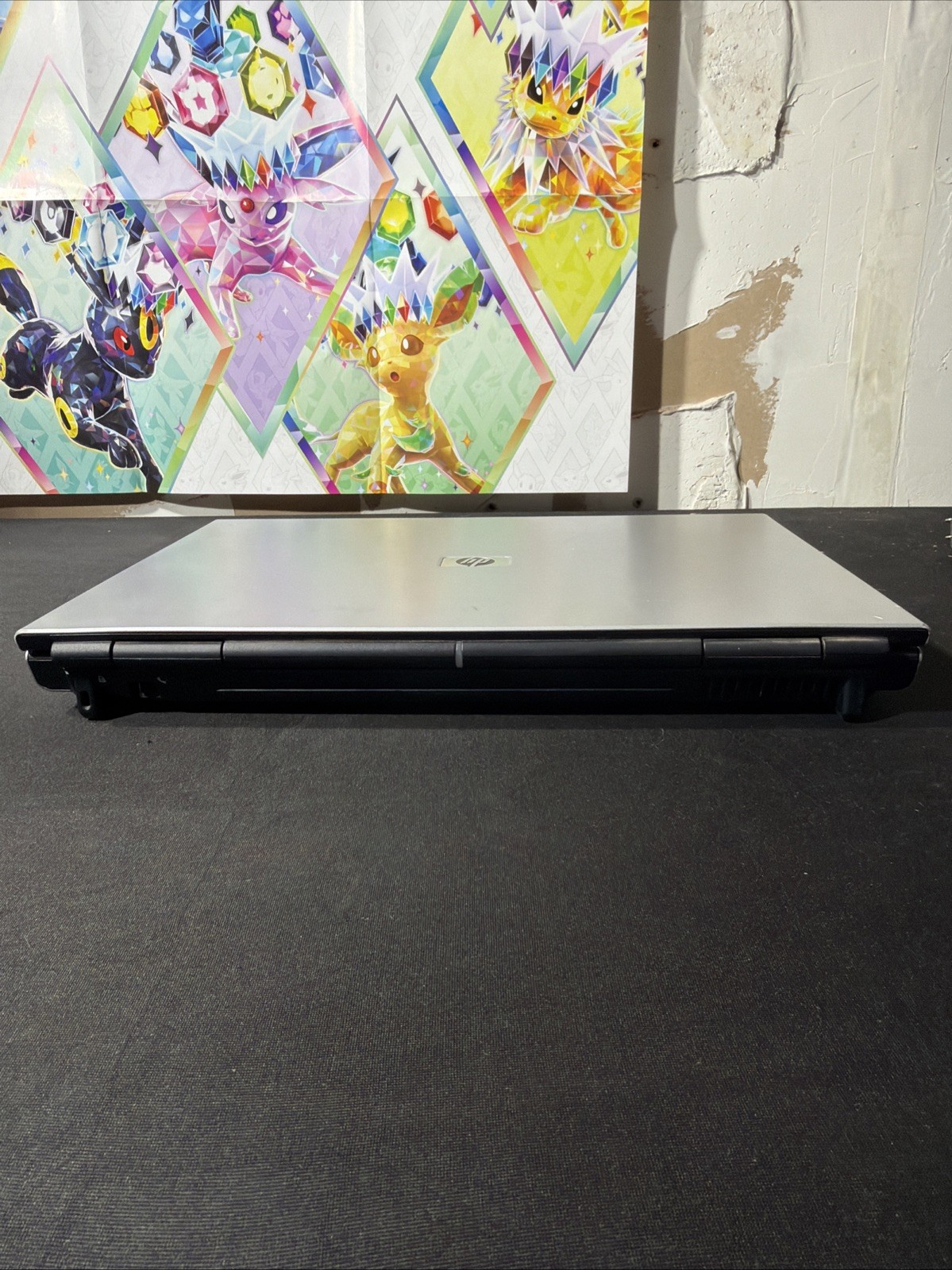 HP Pavilion DV8000 17″ Laptop AMD Turion 64 1.8Ghz 1.25GB Ram Win XP – Radeon